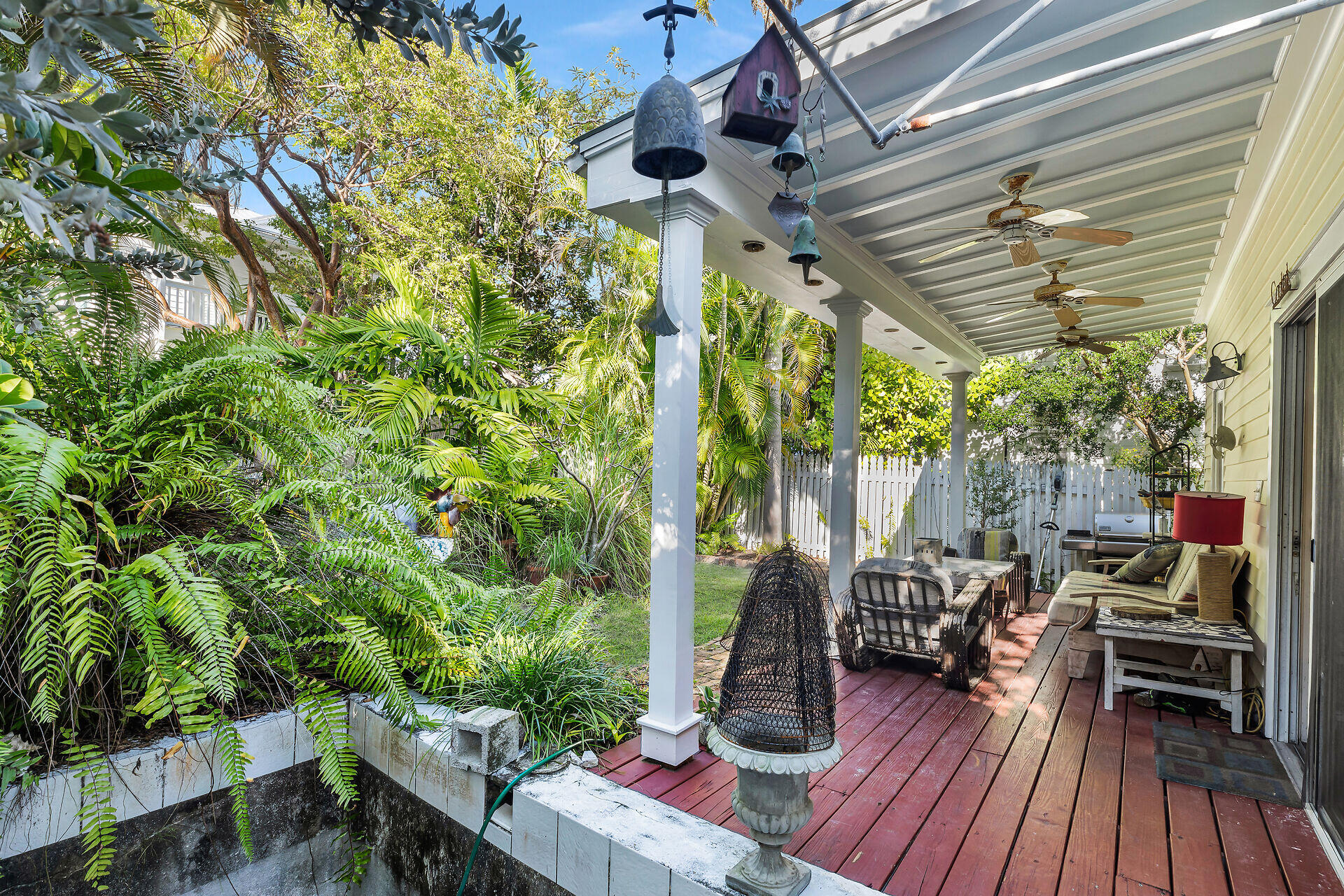 613 Olivia Street Property Photo 30