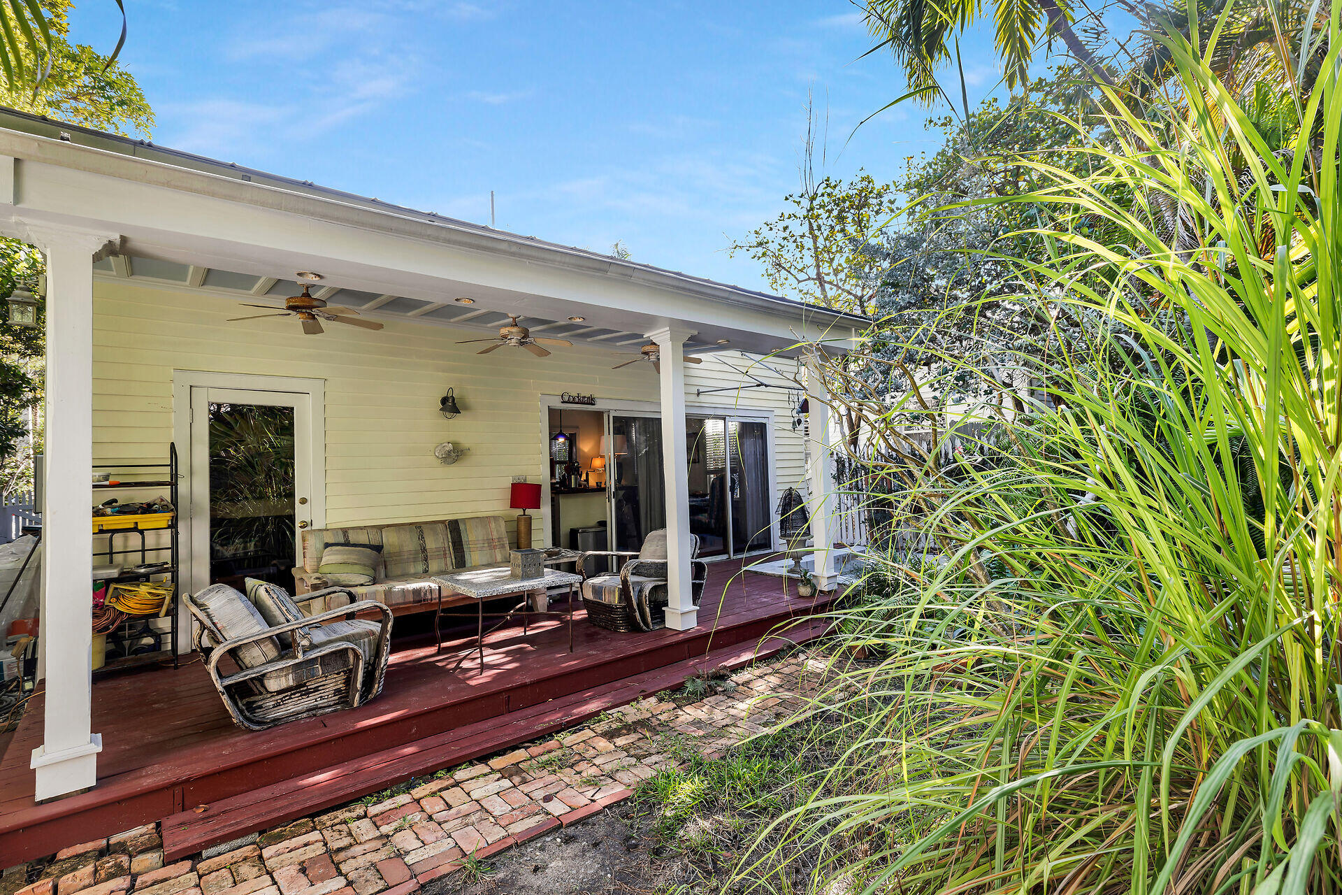 613 Olivia Street Property Photo 31