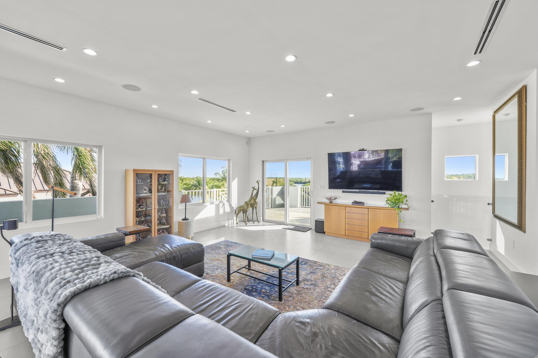 66 S Andros Road Property Photo 14