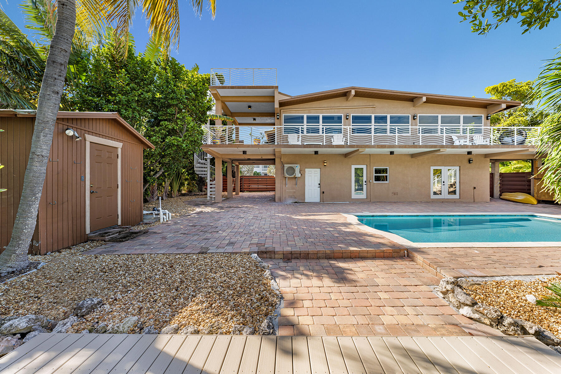 568 Sombrero Beach Road Property Photo 6