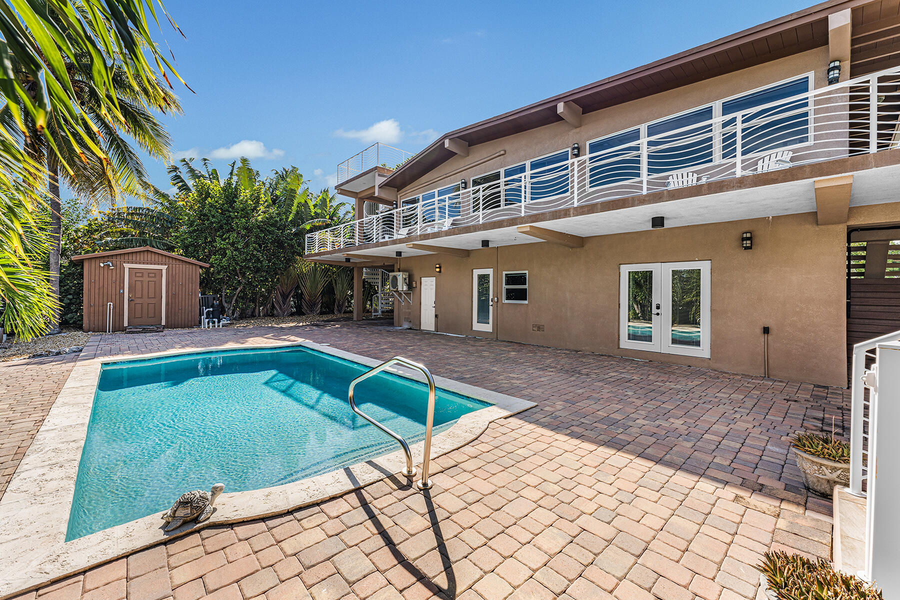 568 Sombrero Beach Road Property Photo 7