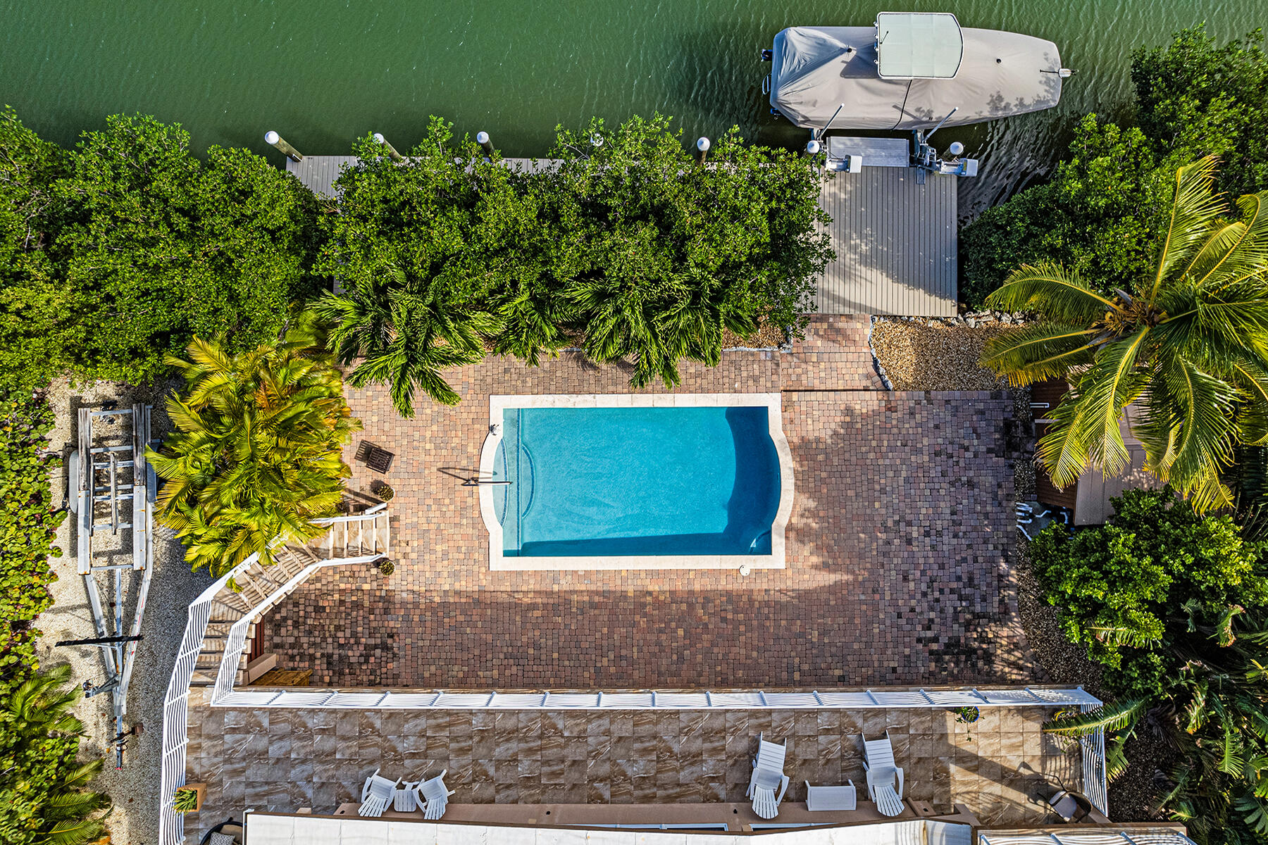 568 Sombrero Beach Road Property Photo 13