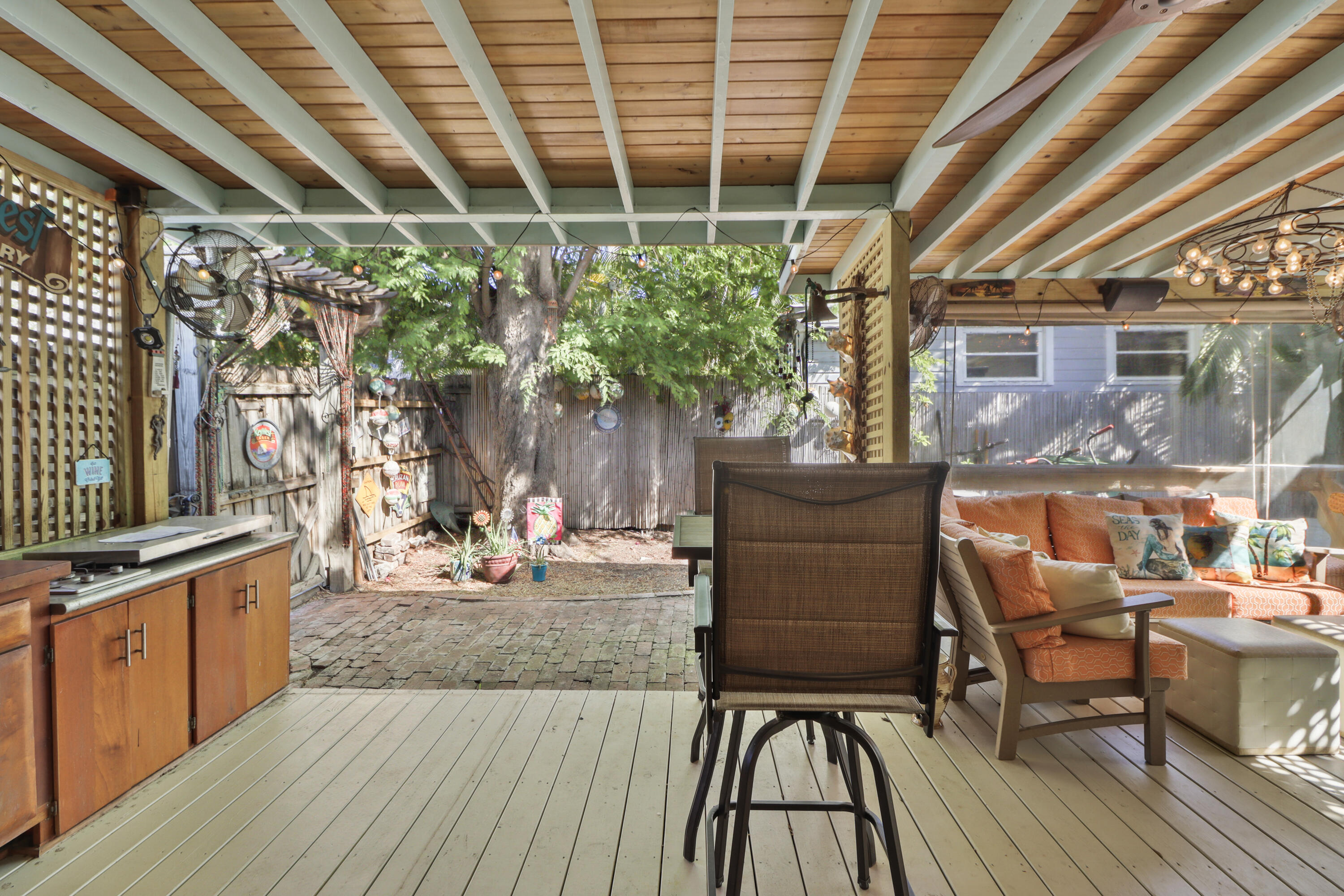 1117 Whitehead Street Property Photo 18