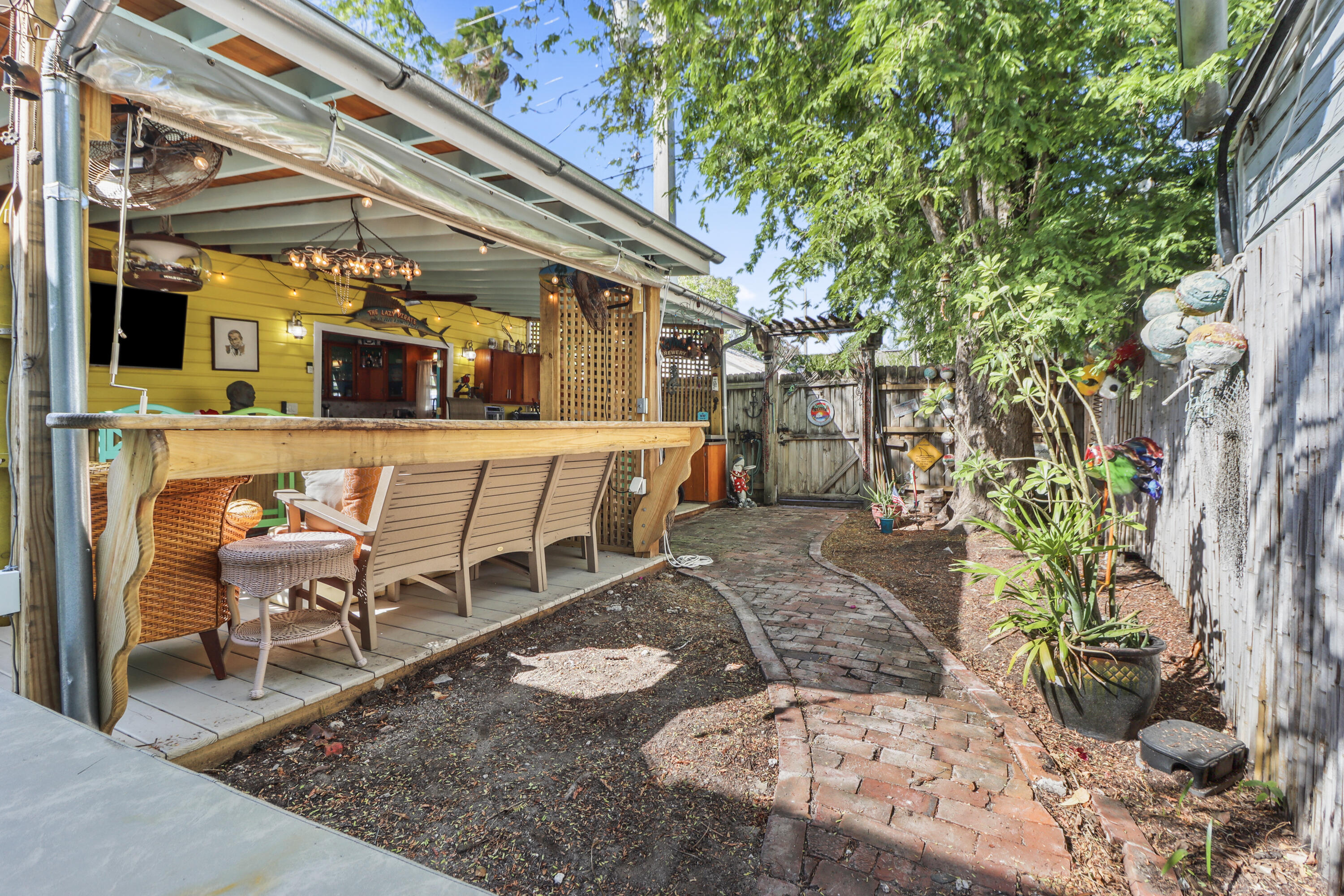 1117 Whitehead Street Property Photo 23