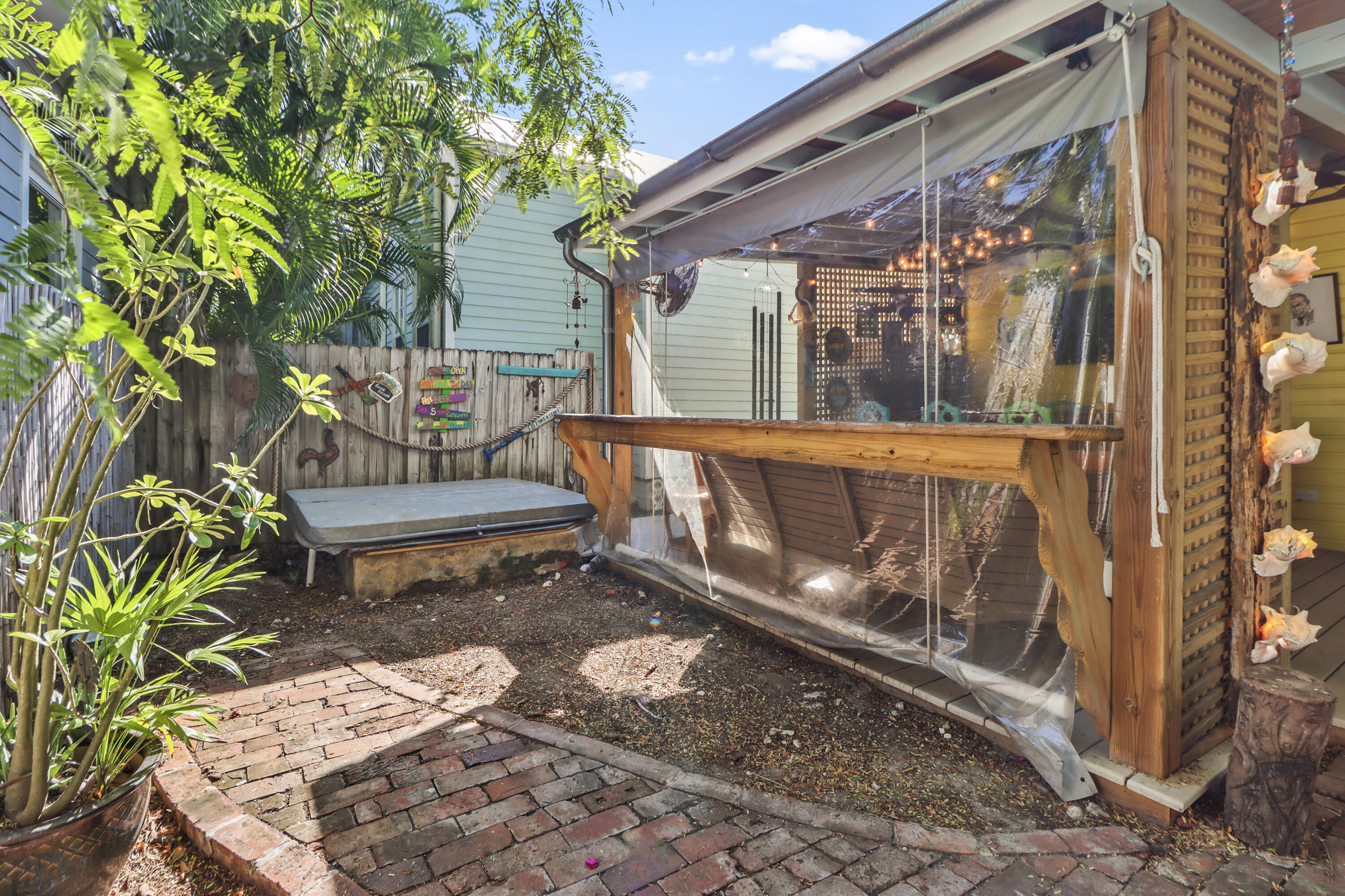 1117 Whitehead Street Property Photo 24