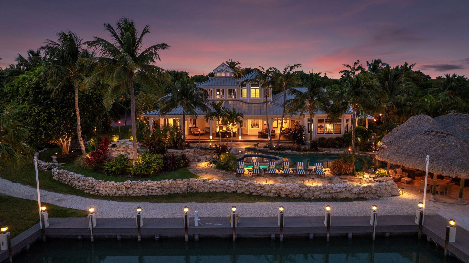 9300 Overseas Highway Property Photo 2