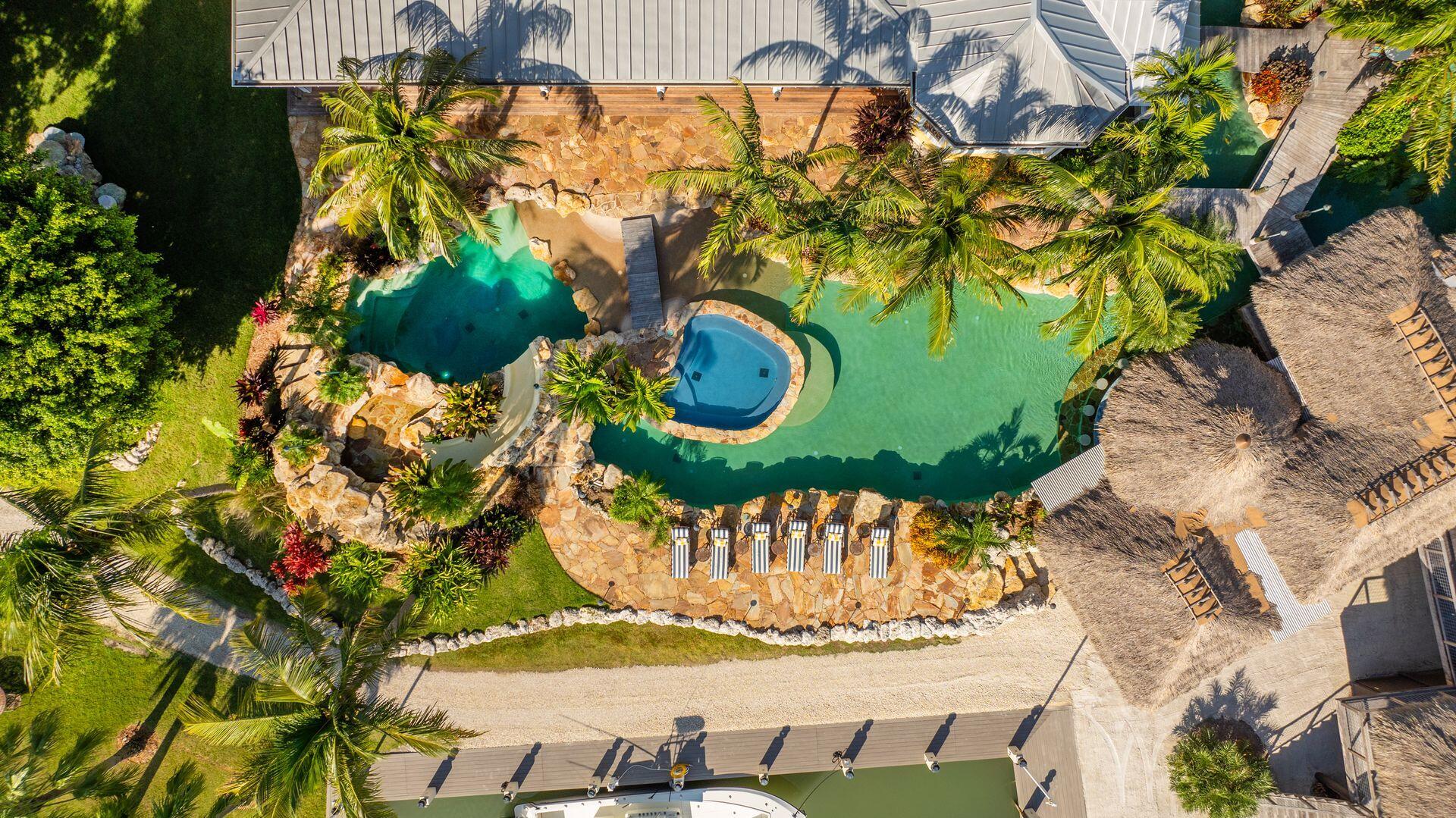 9300 Overseas Highway Property Photo 14