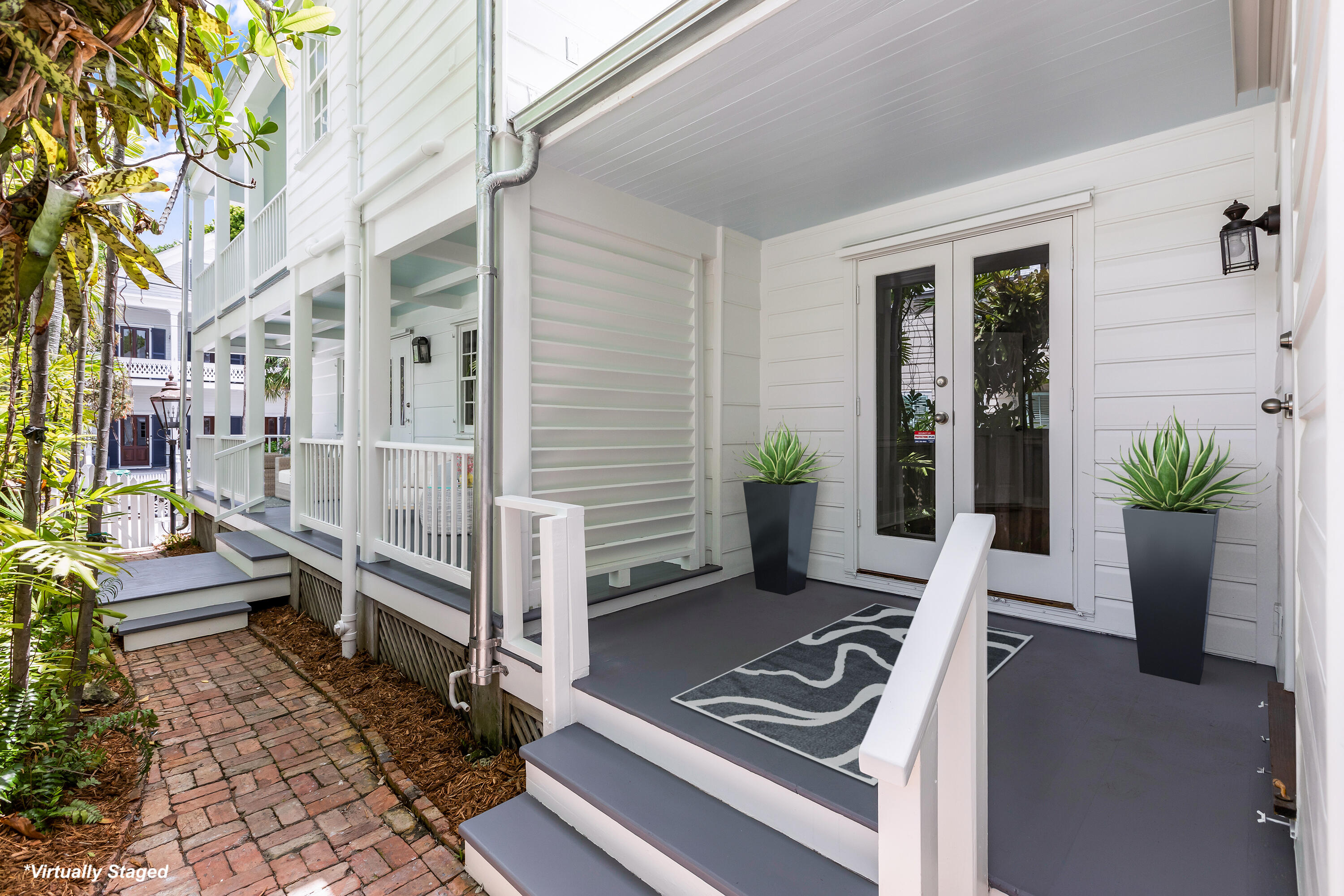 408 William Street Property Photo 2