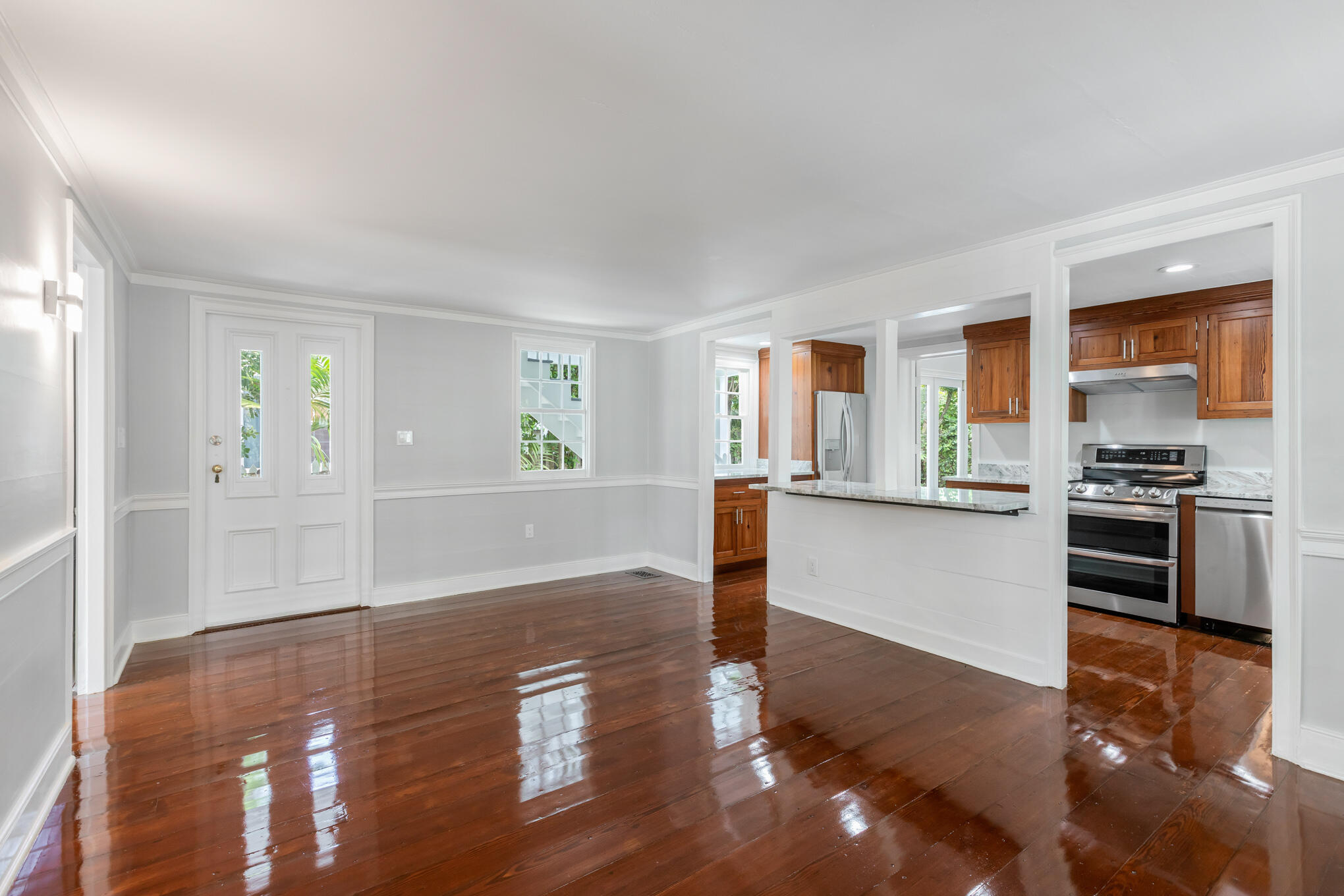 408 William Street Property Photo 4