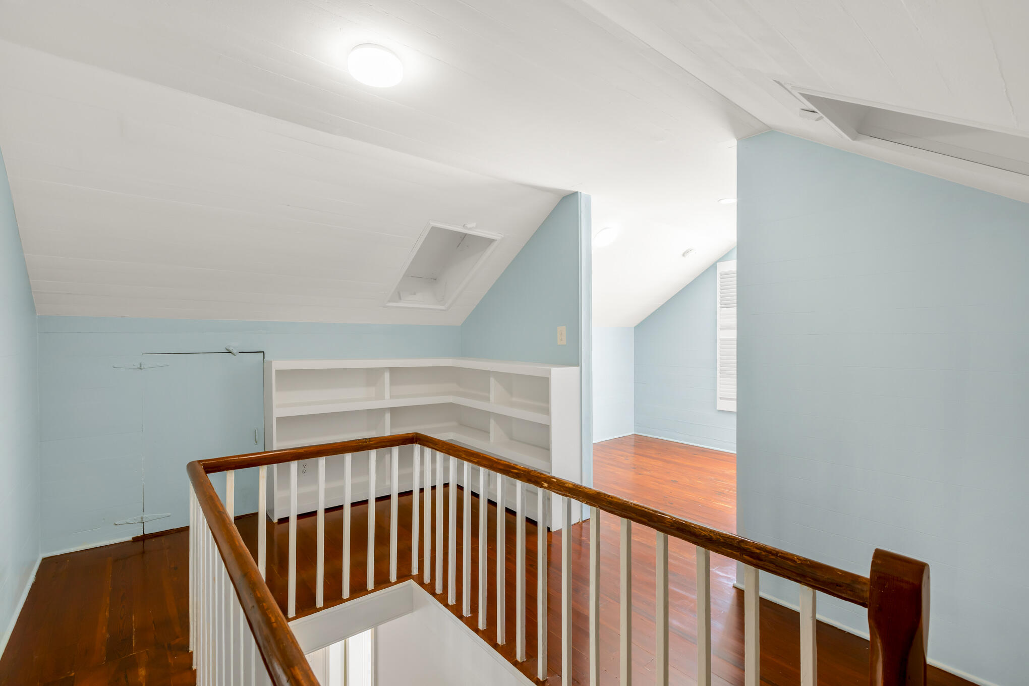 408 William Street Property Photo 43