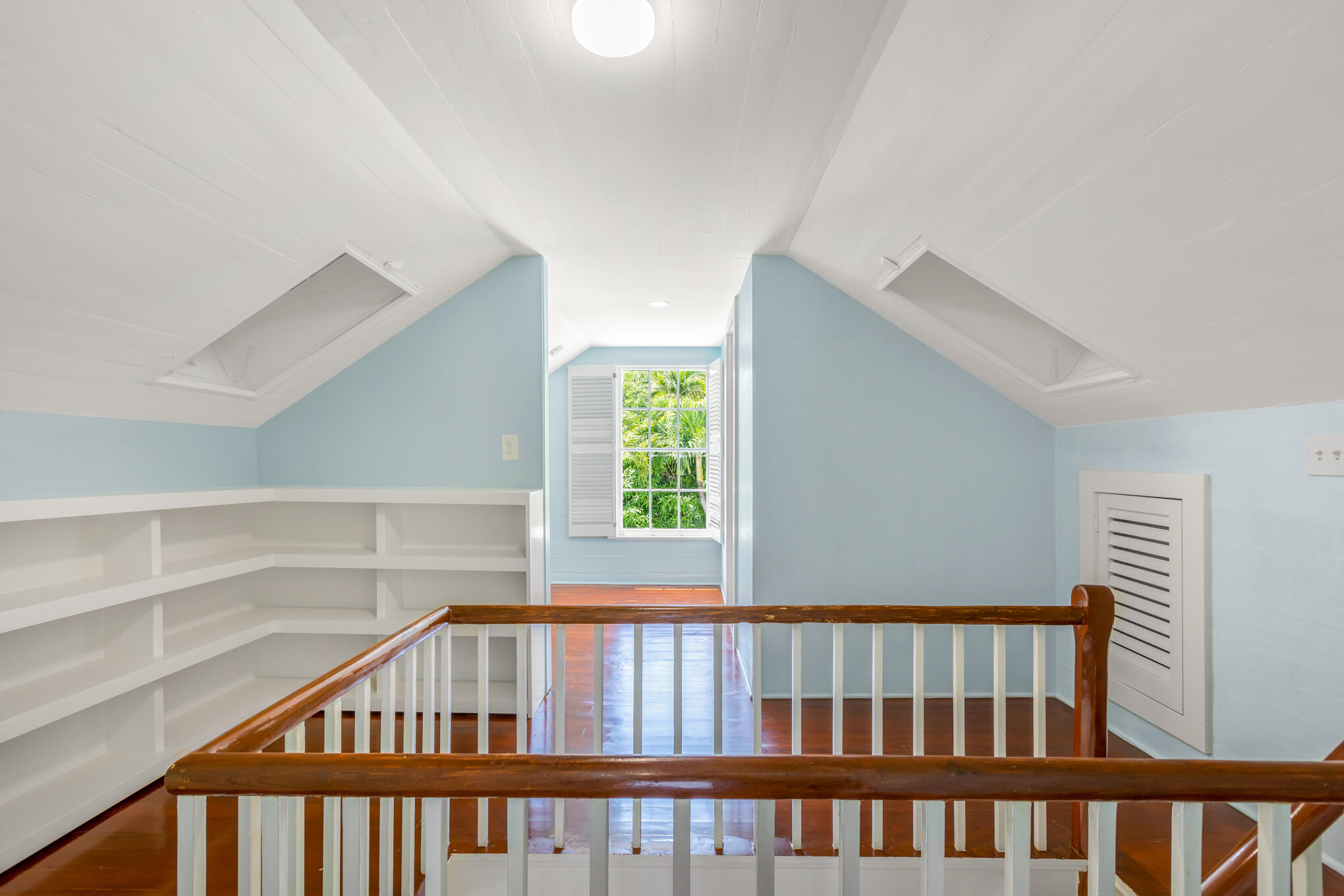 408 William Street Property Photo 44