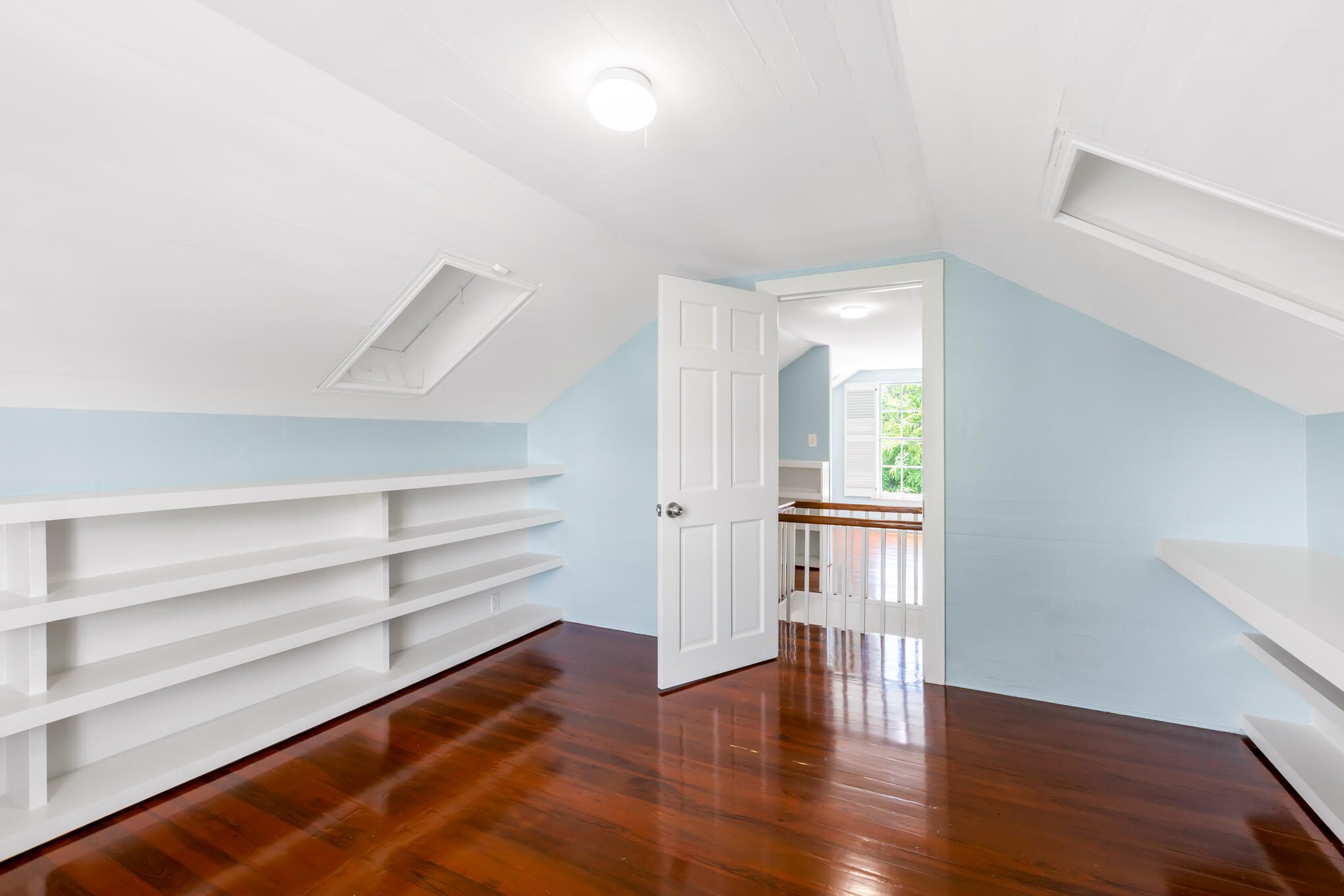 408 William Street Property Photo 50