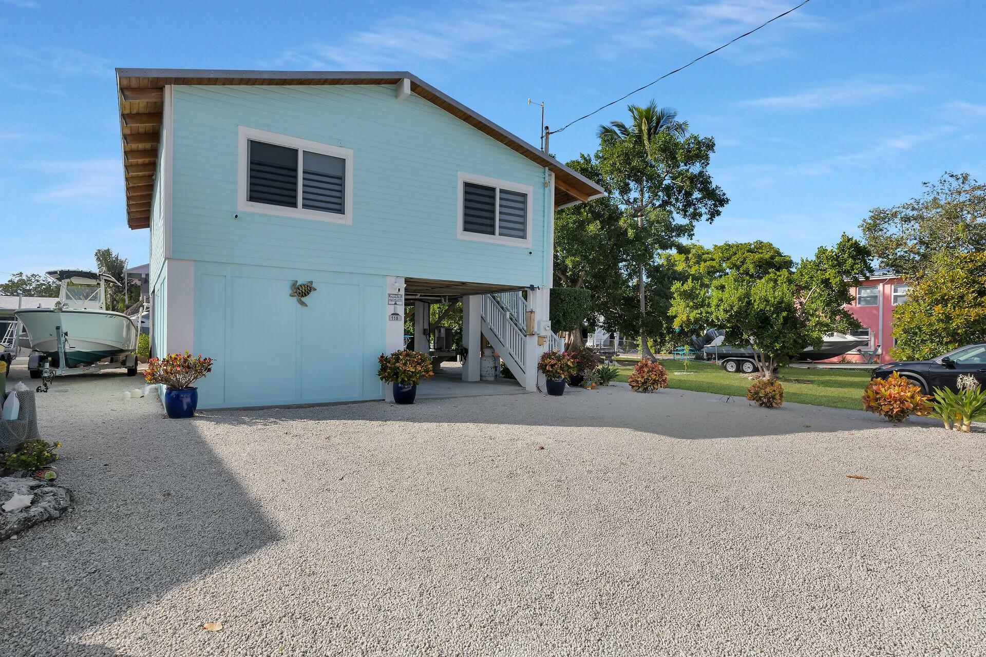 118 Snapper Creek Drive Property Photo 4