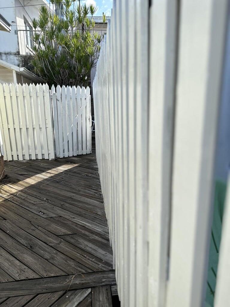 928 Truman Avenue, 101 Property Photo 7