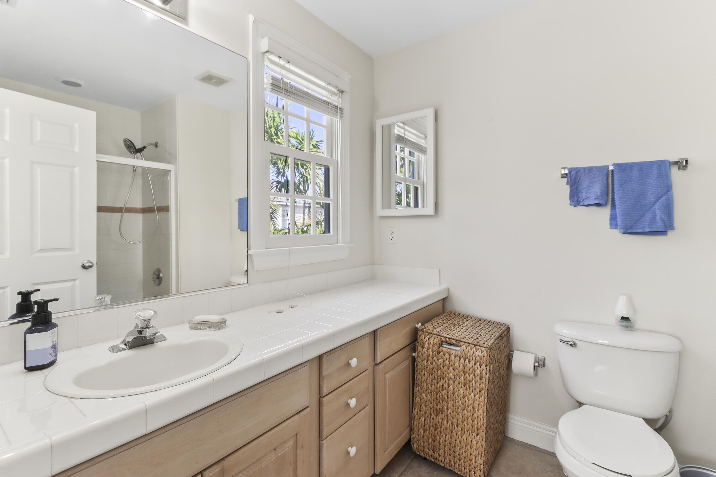 230 Golf Club Drive Property Photo 11