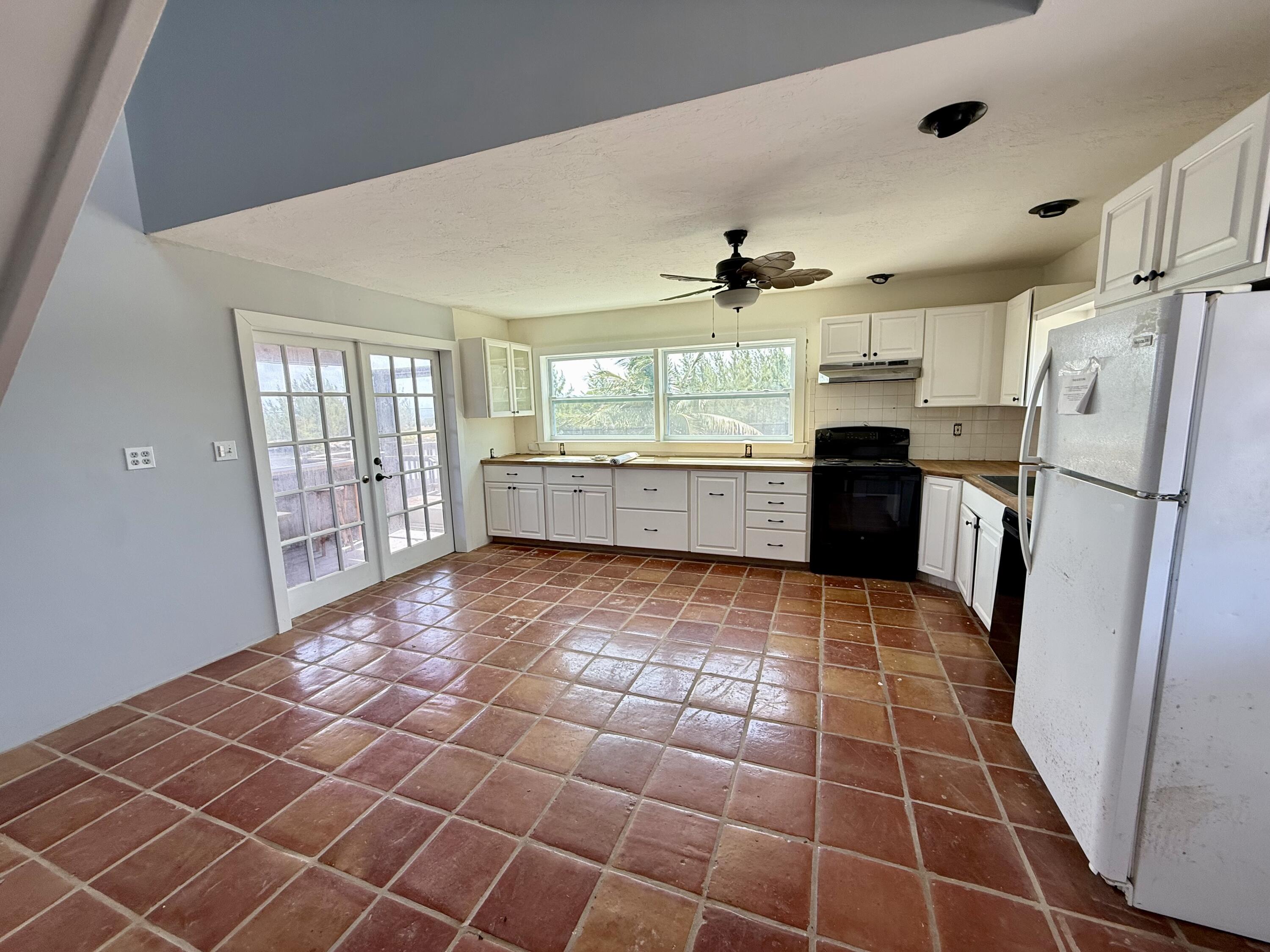 32029 Marginella Drive Property Photo 7