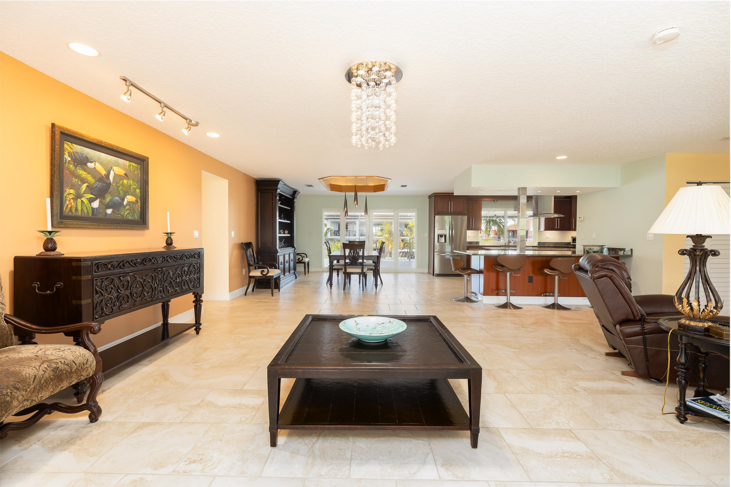 374 Bahia Avenue Property Photo 7