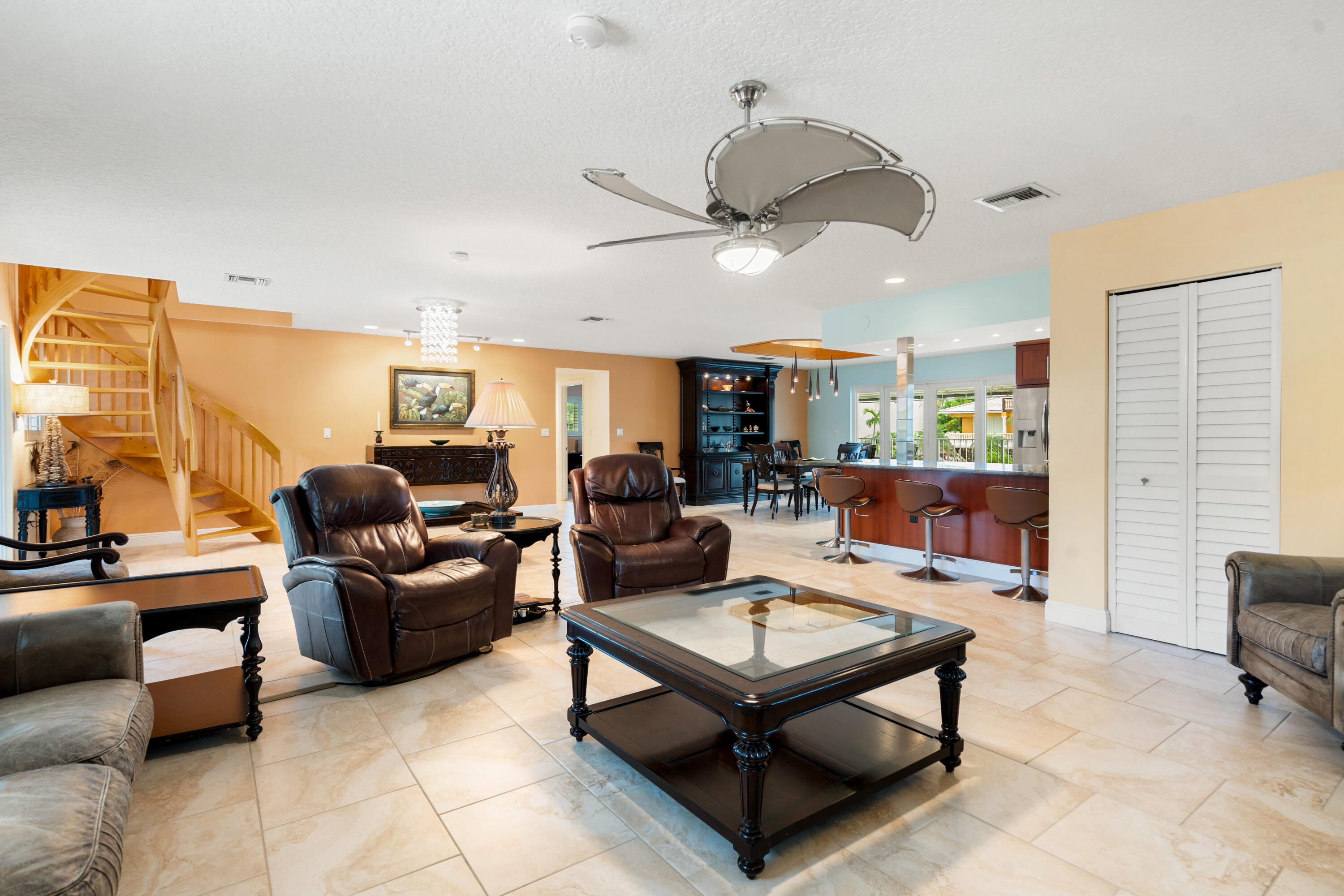 374 Bahia Avenue Property Photo 12