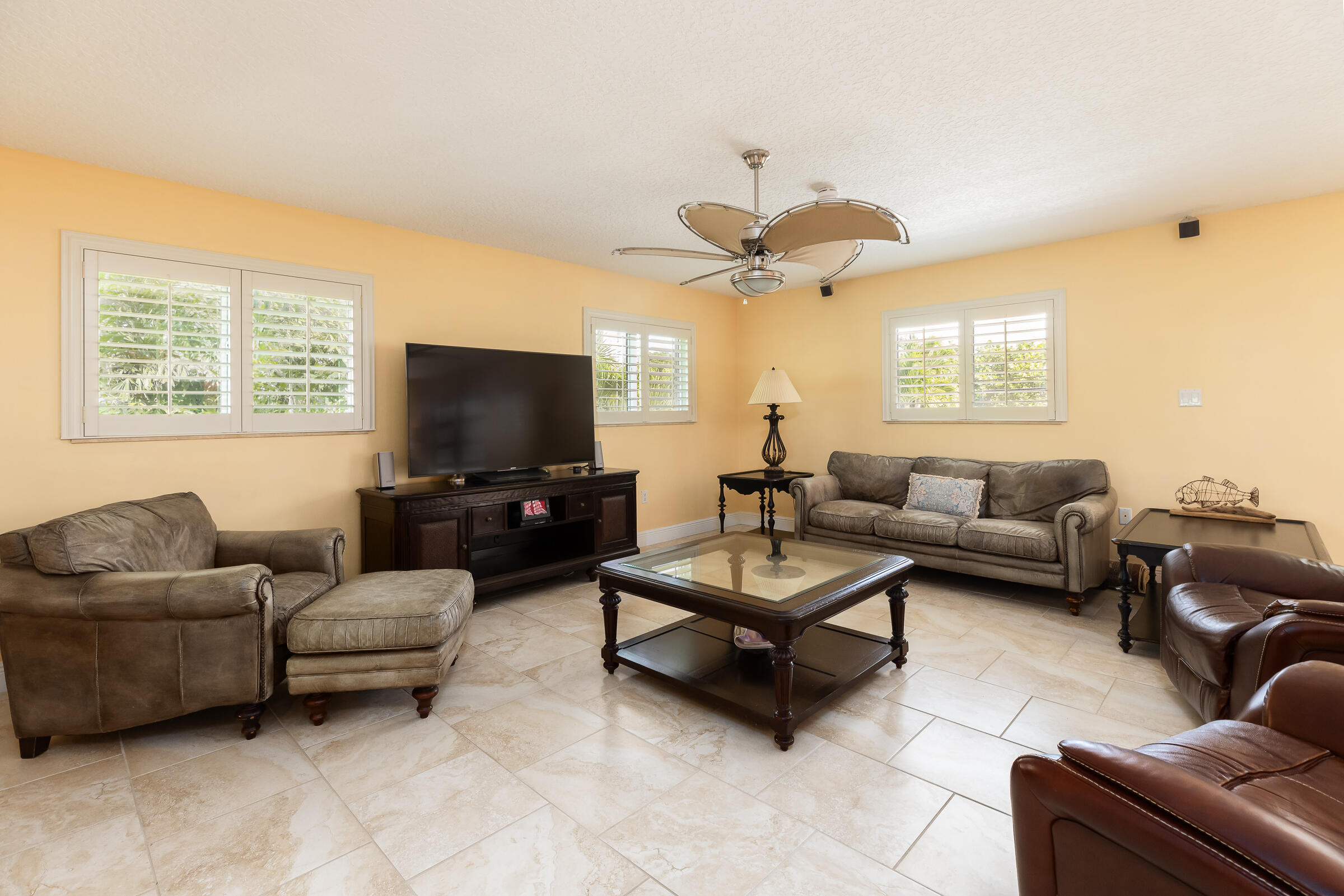 374 Bahia Avenue Property Photo 13