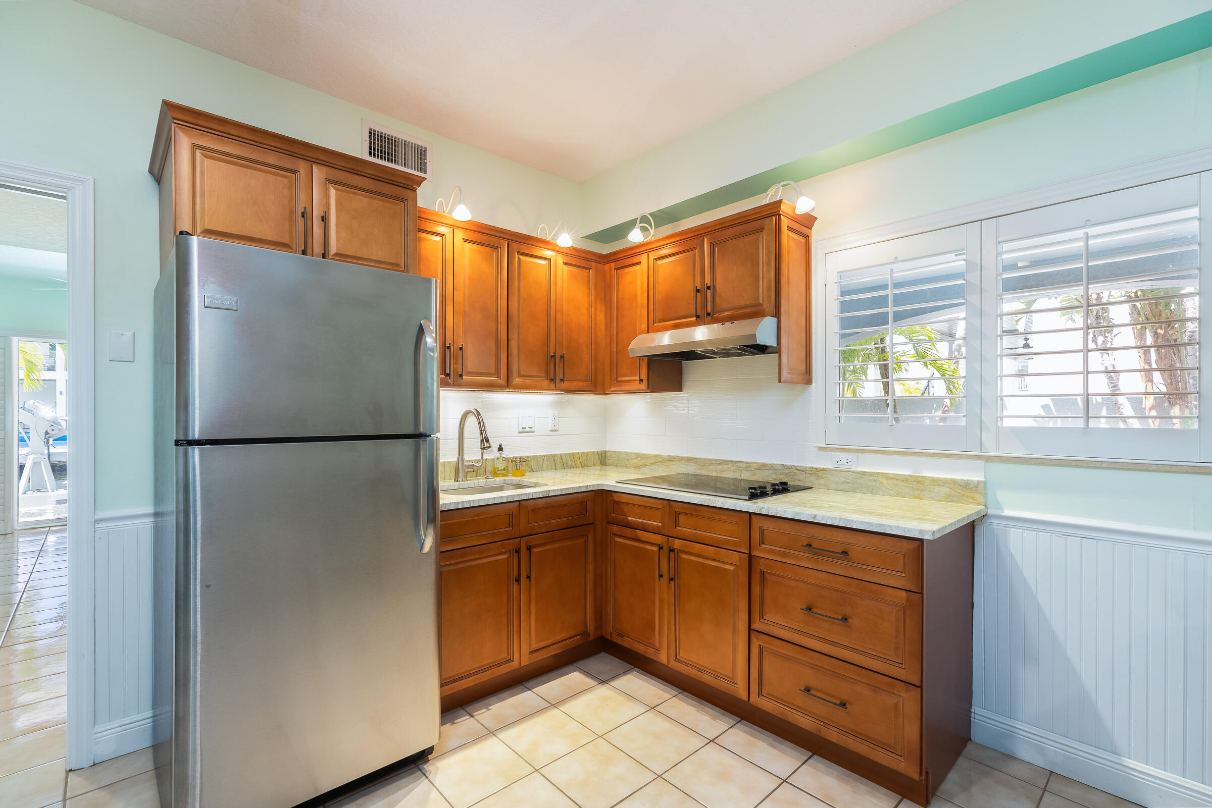 374 Bahia Avenue Property Photo 38
