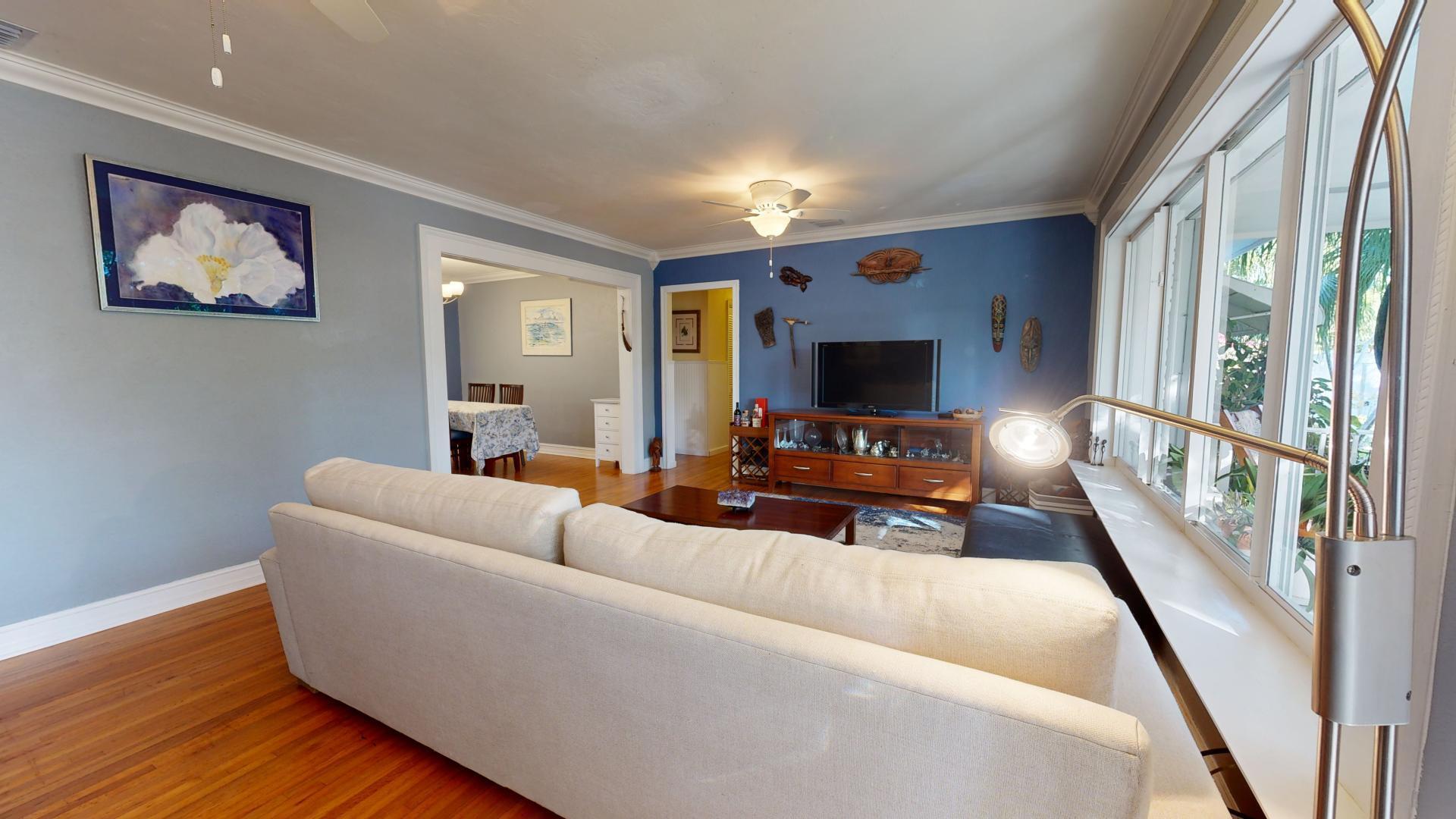 90 Marina Avenue Property Photo 1