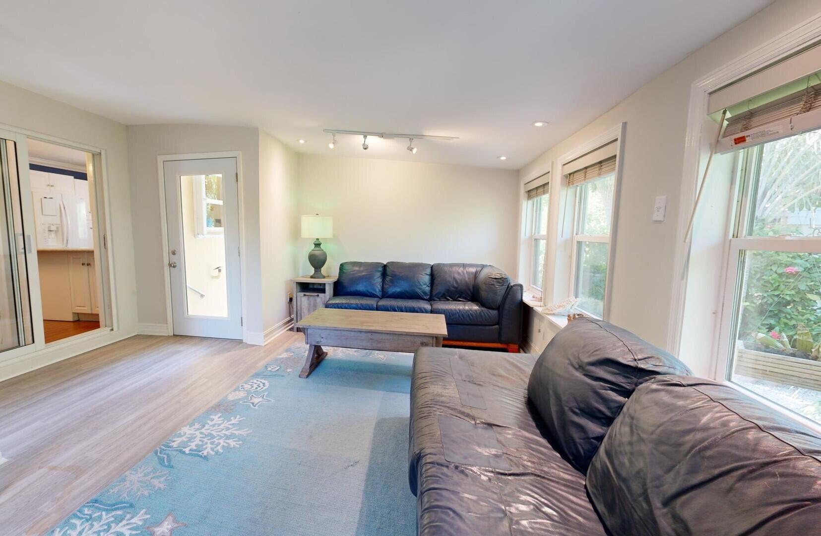 90 Marina Avenue Property Photo 11