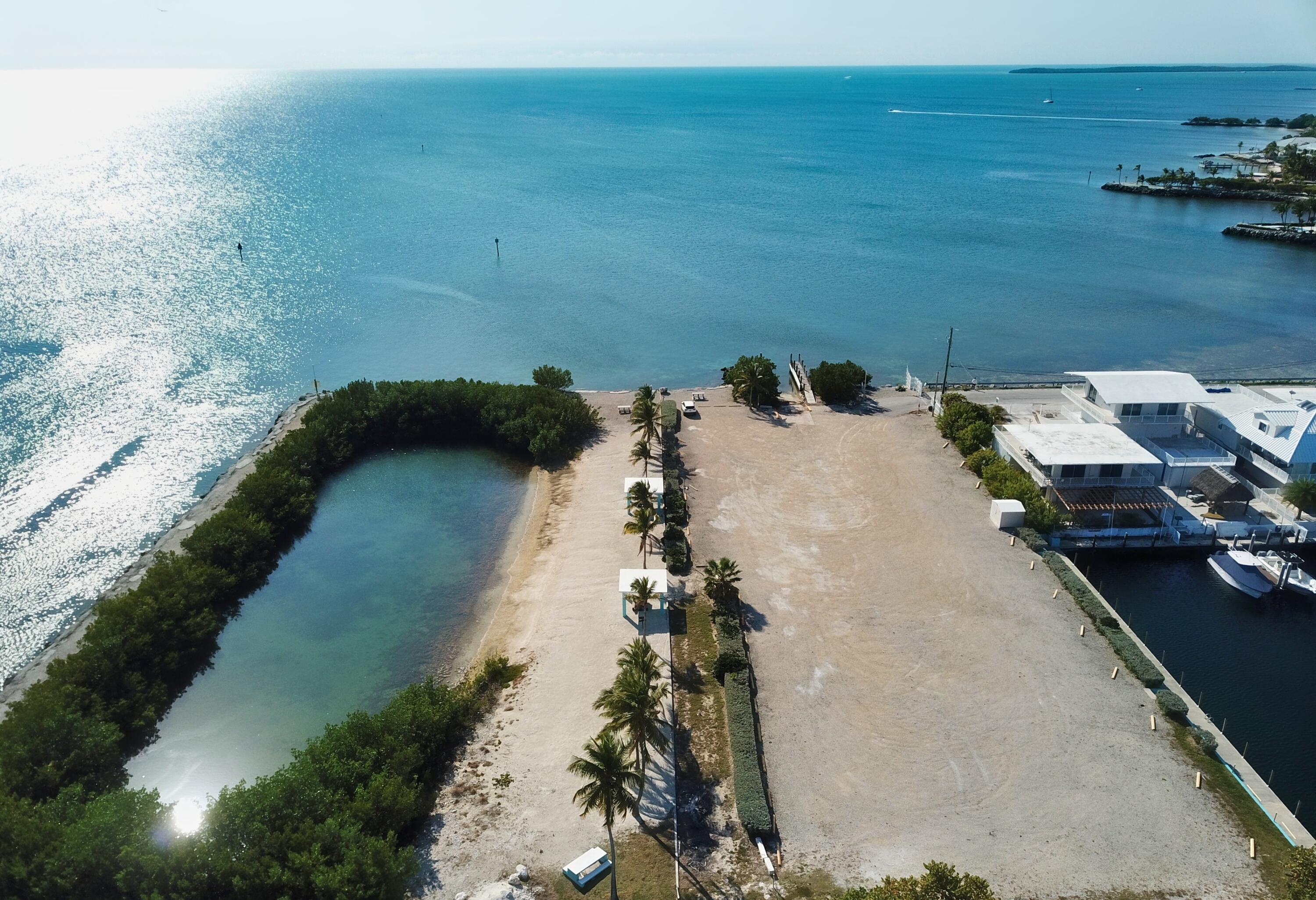 90 Marina Avenue Property Photo 32