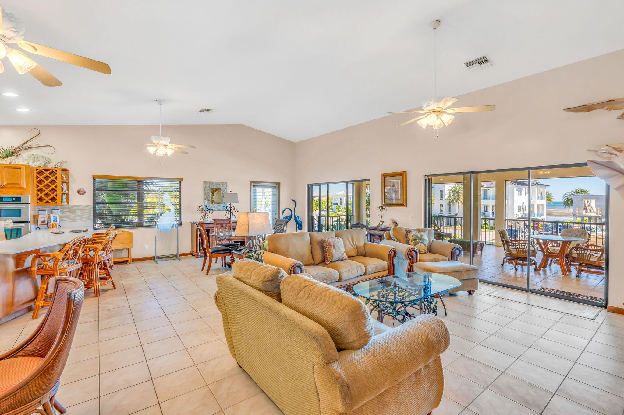564 Sombrero Beach Road Property Photo 9