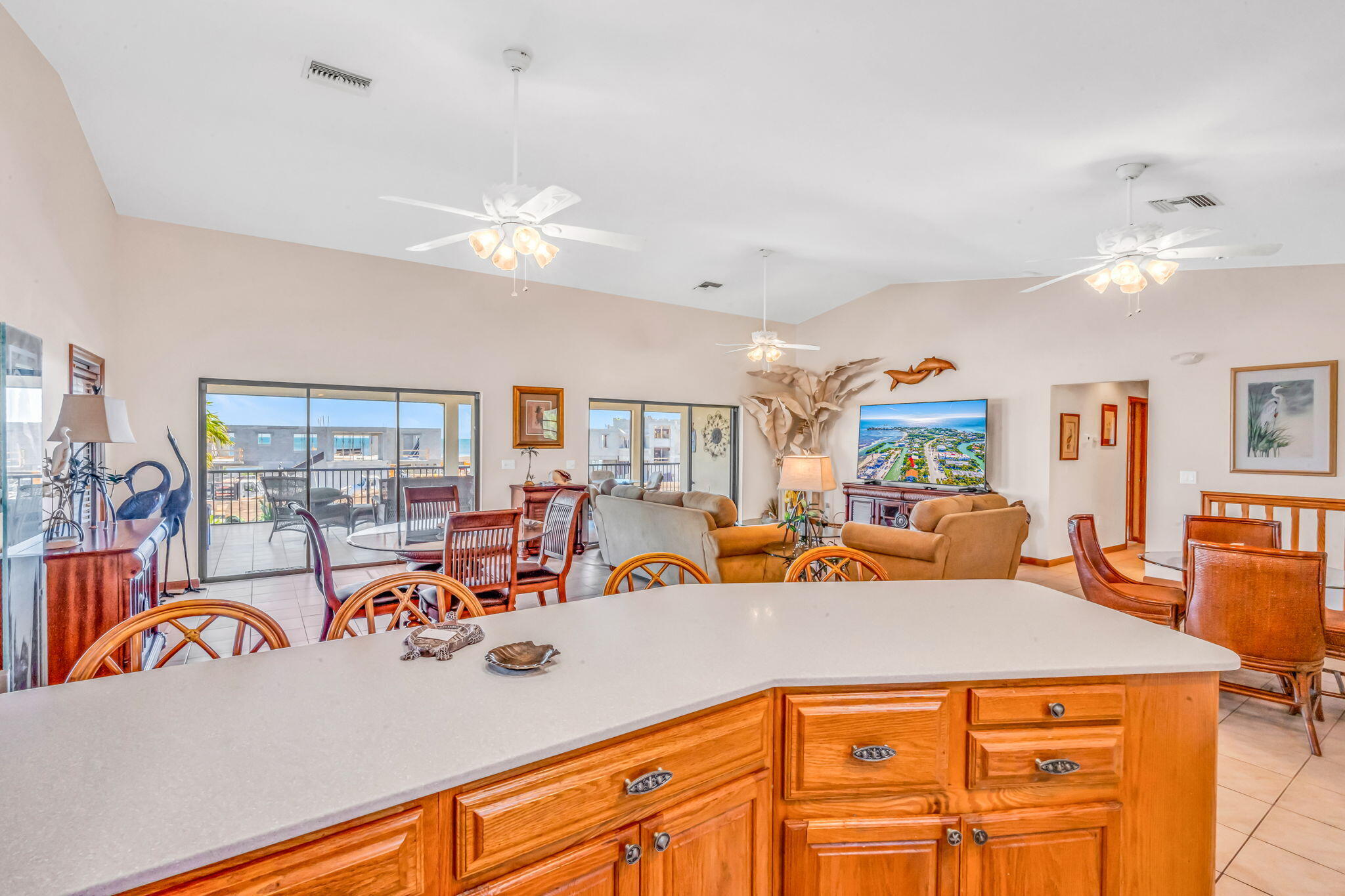 564 Sombrero Beach Road Property Photo 11