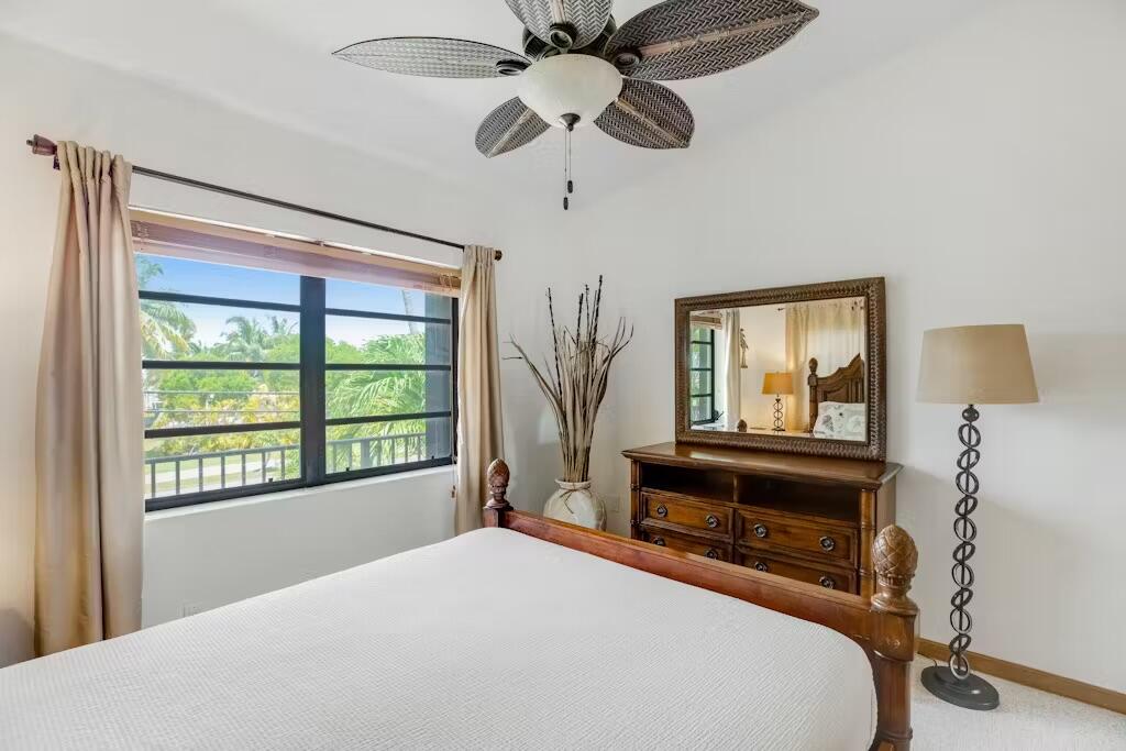 564 Sombrero Beach Road Property Photo 23