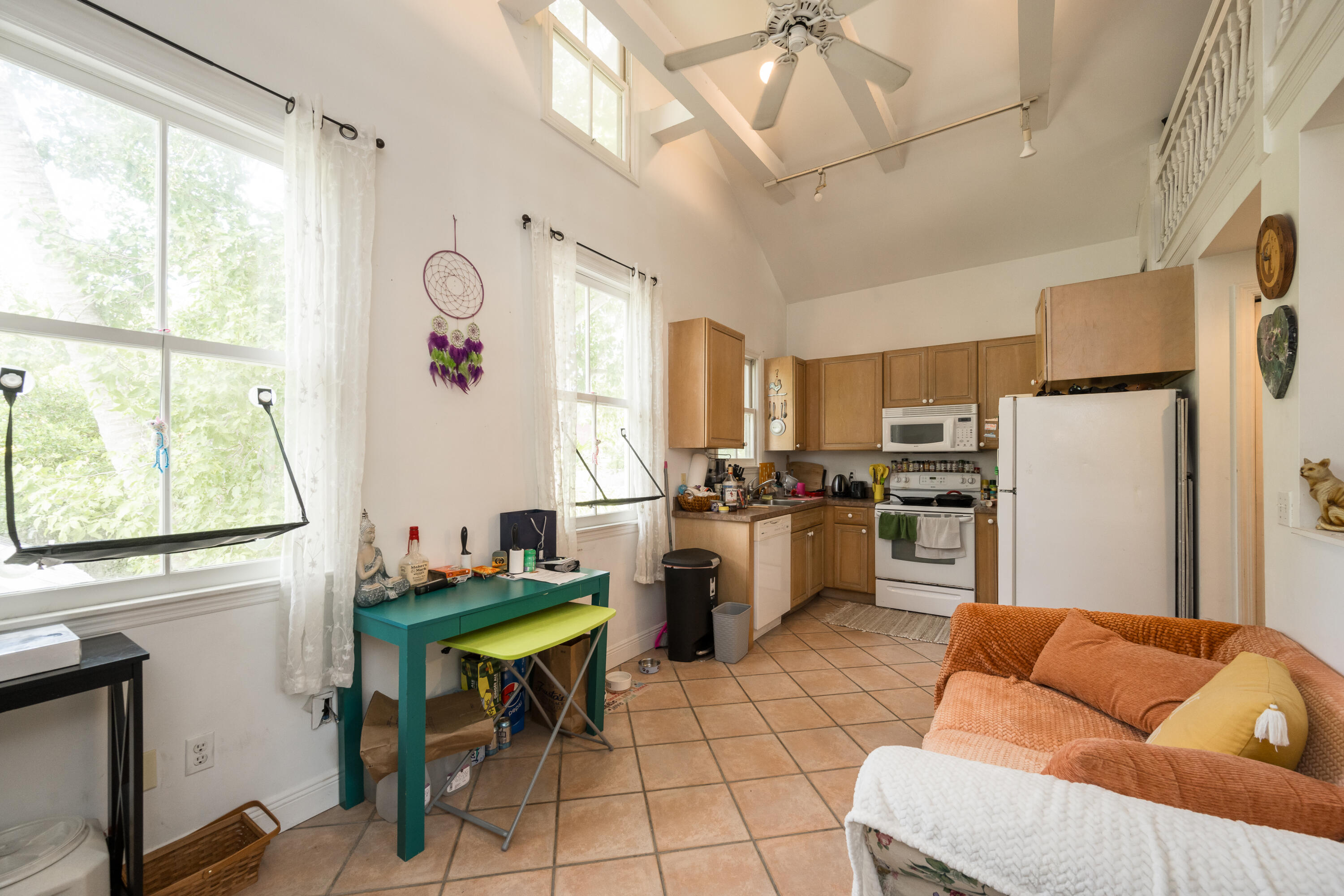 405 Petronia Street Property Photo 11