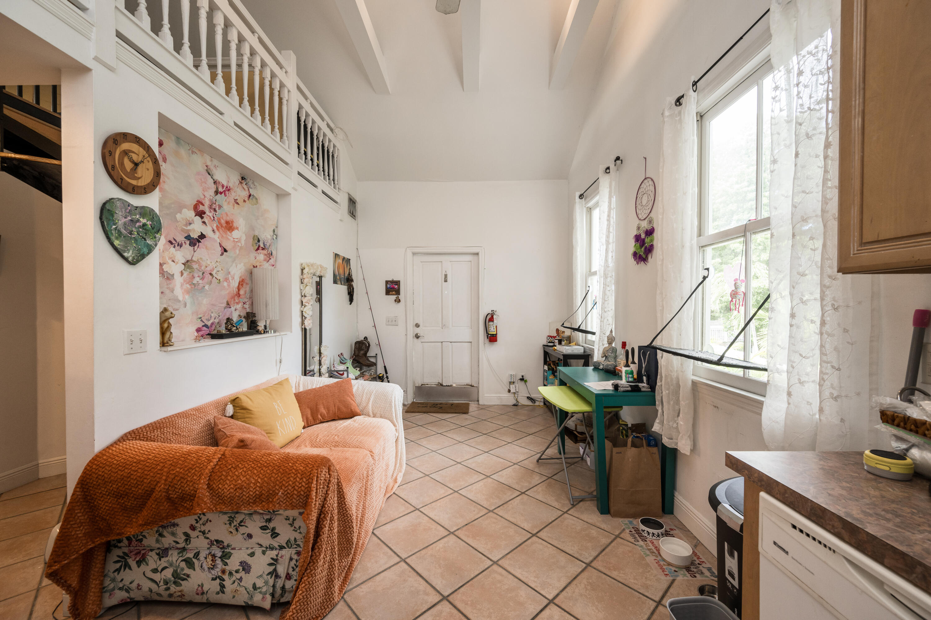 405 Petronia Street Property Photo 13