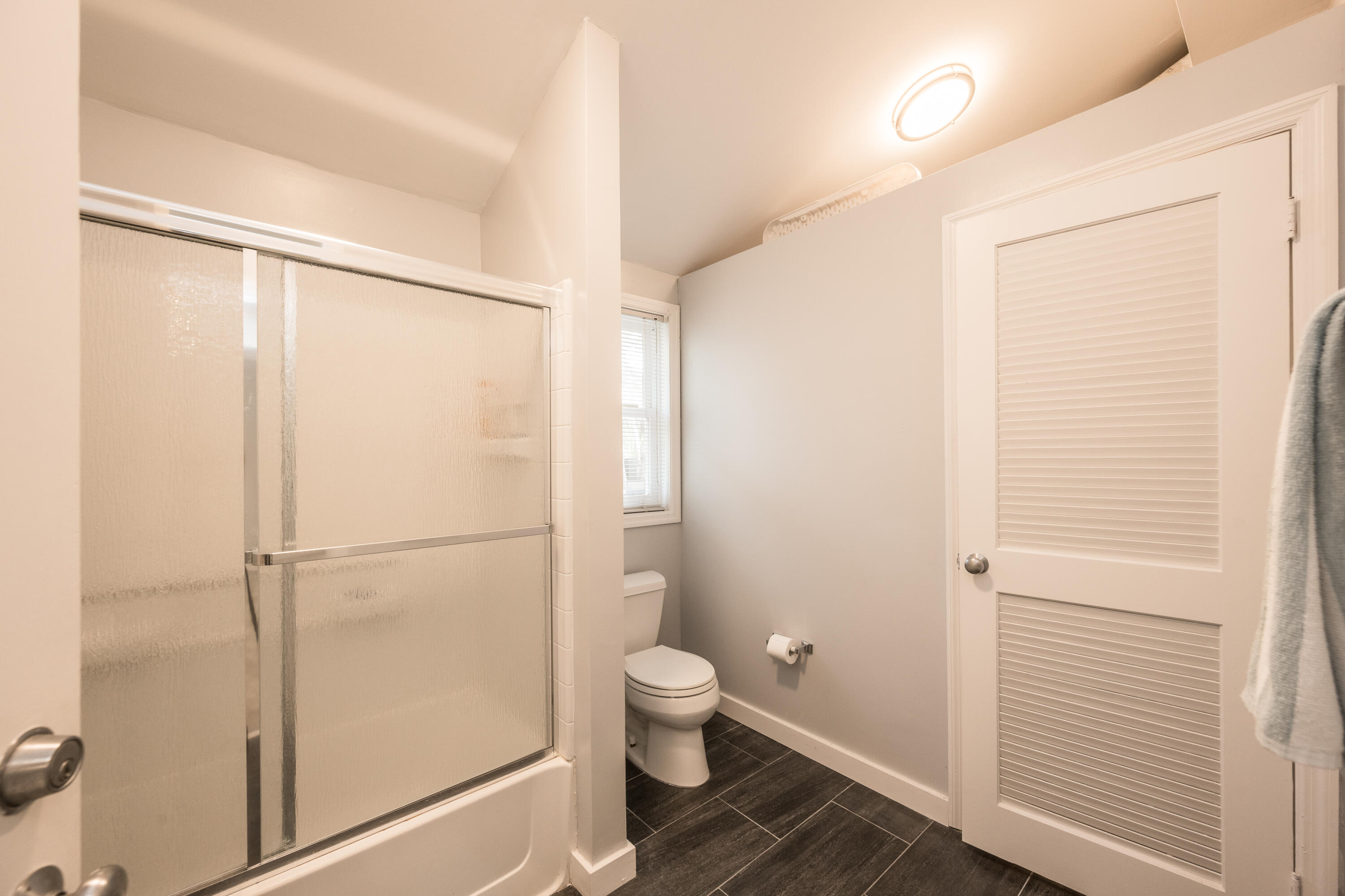 405 Petronia Street Property Photo 34