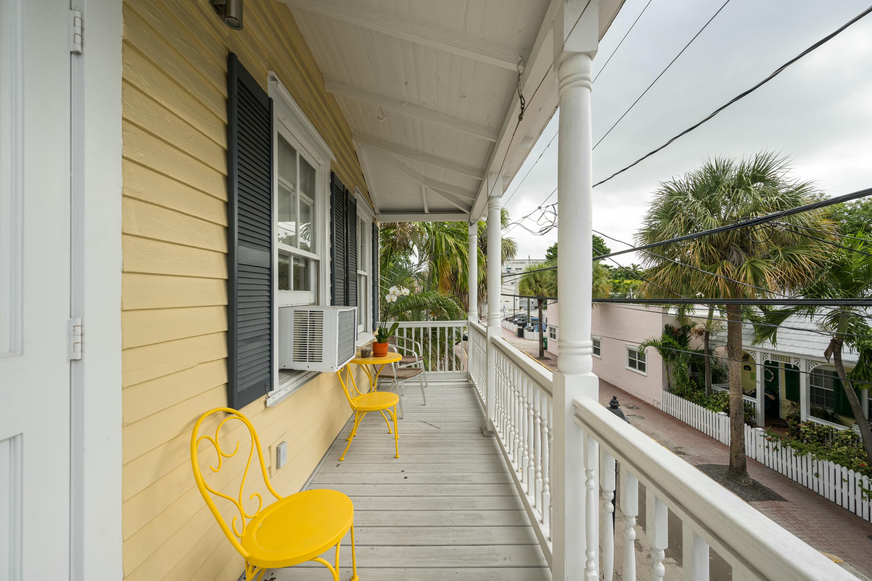 405 Petronia Street Property Photo 17