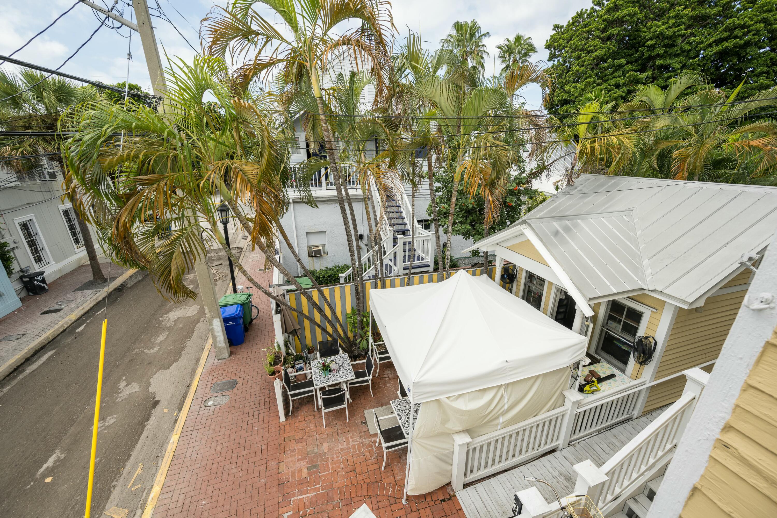 405 Petronia Street Property Photo 19