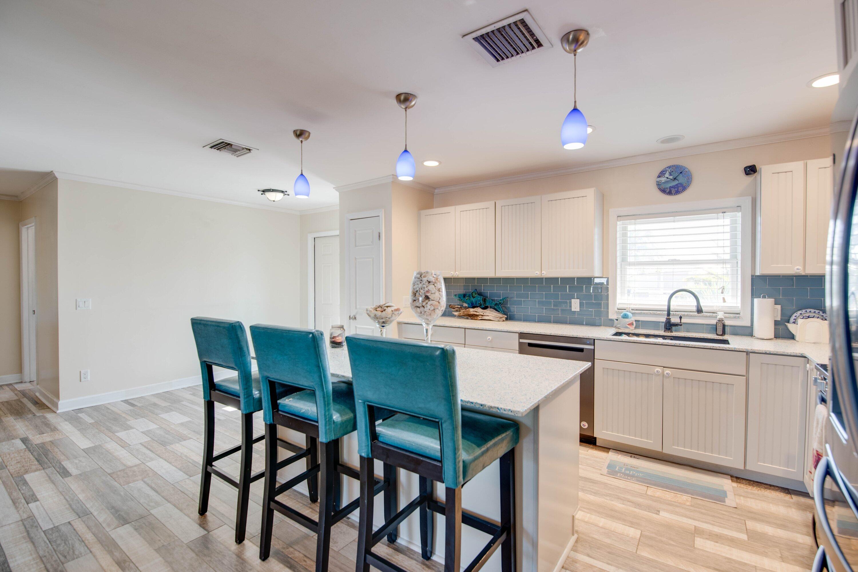 43 Venetian Way Property Photo 6