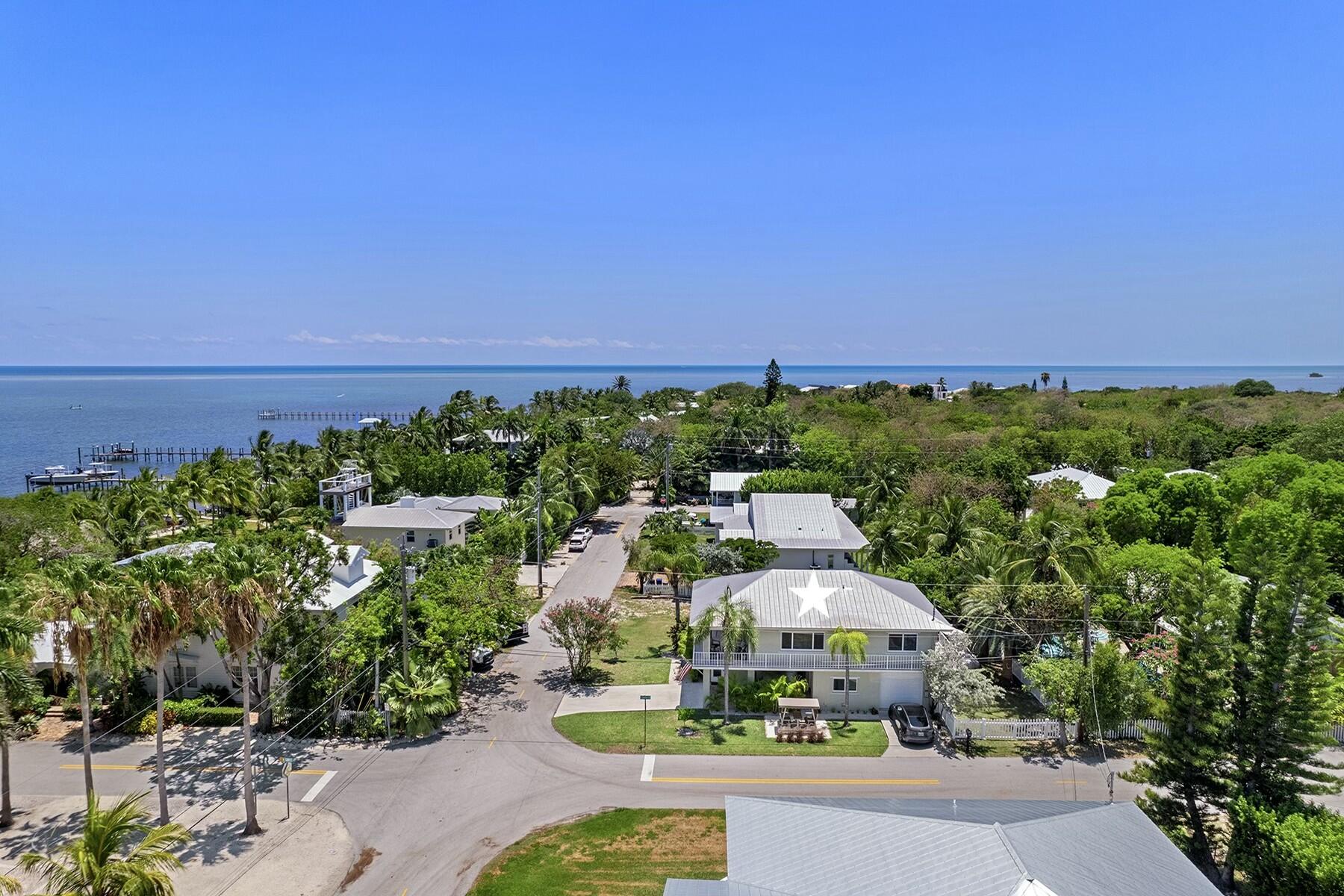 221 Tarpon Street Property Photo 7