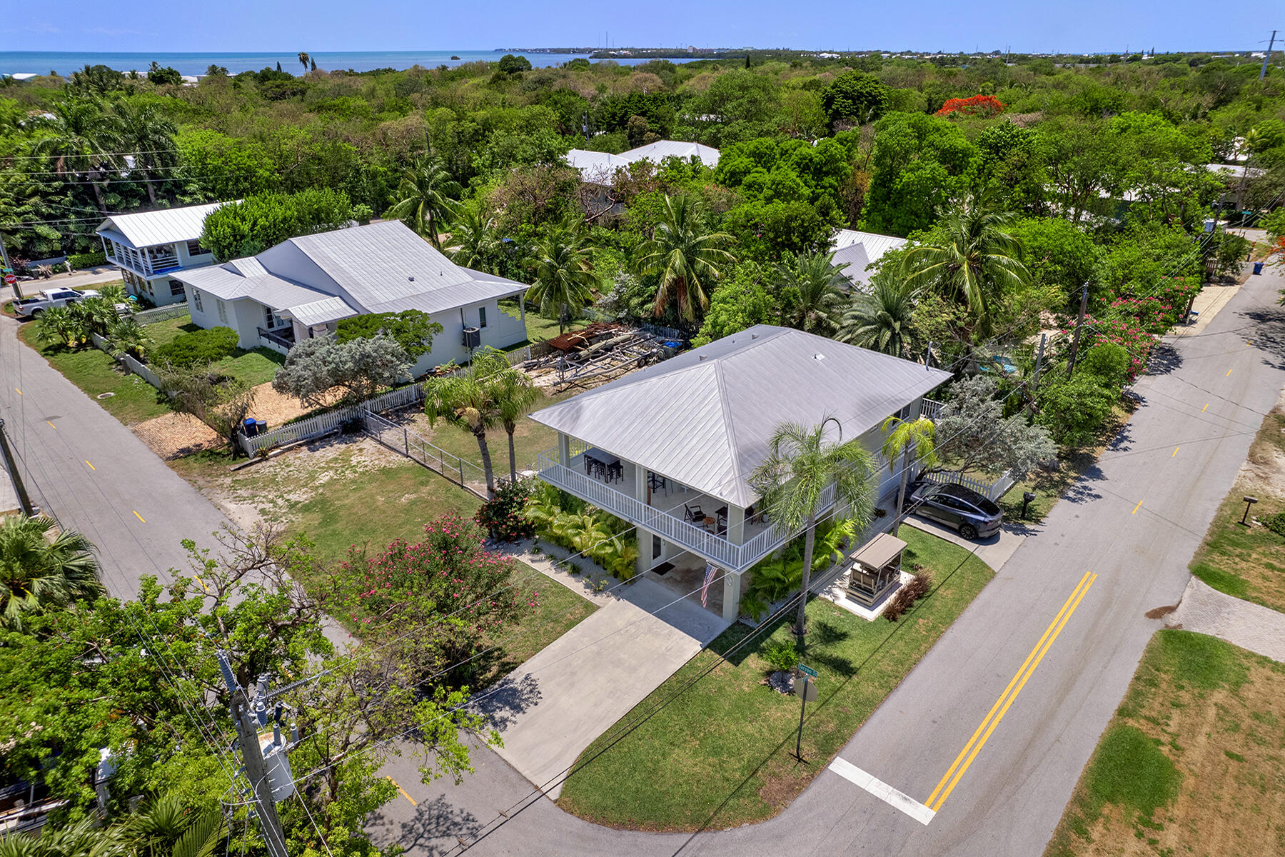 221 Tarpon Street Property Photo 29