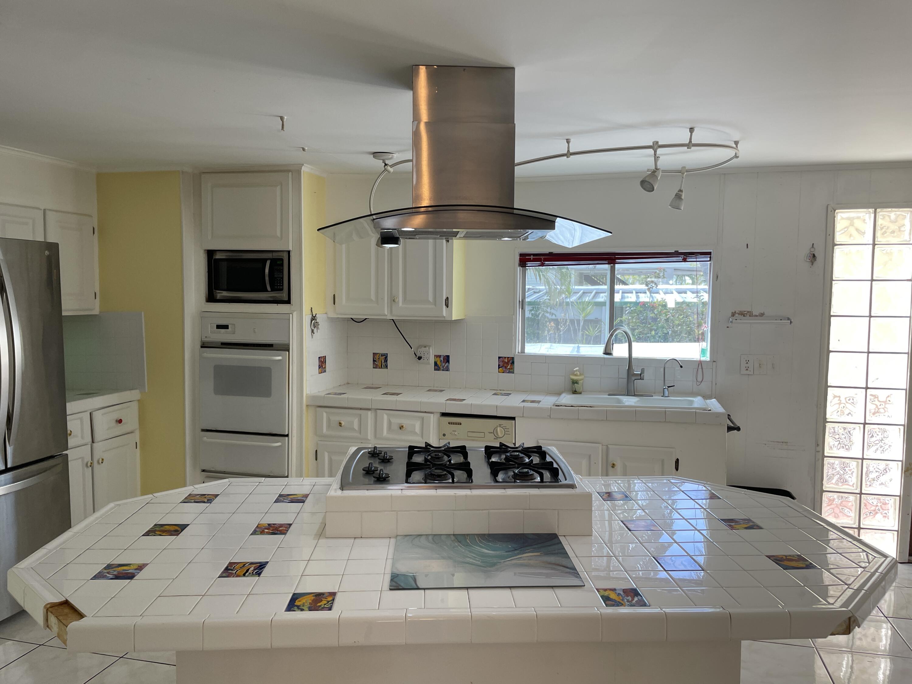 27858 Lobster Tail Trail Property Photo 7