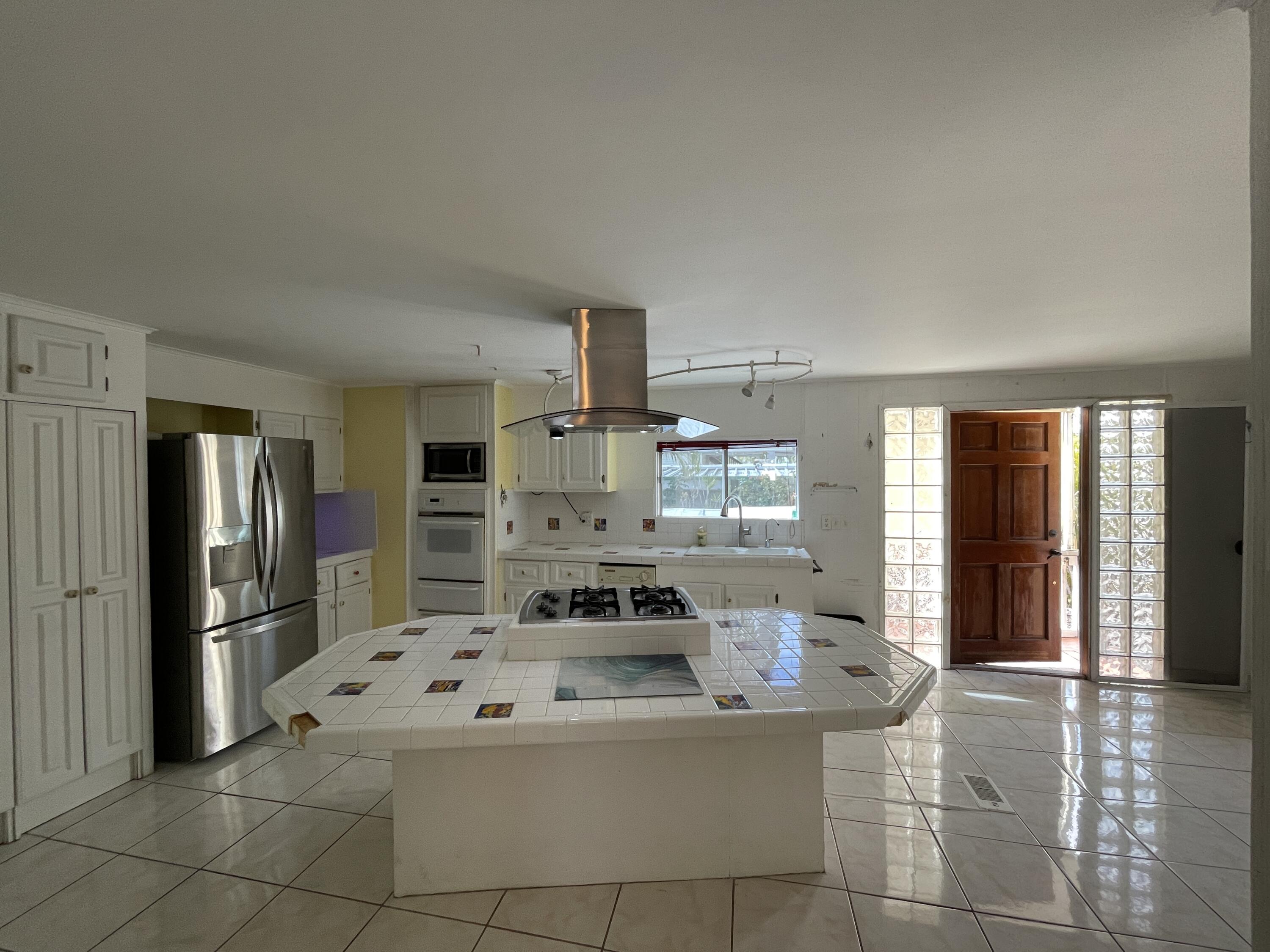 27858 Lobster Tail Trail Property Photo 8