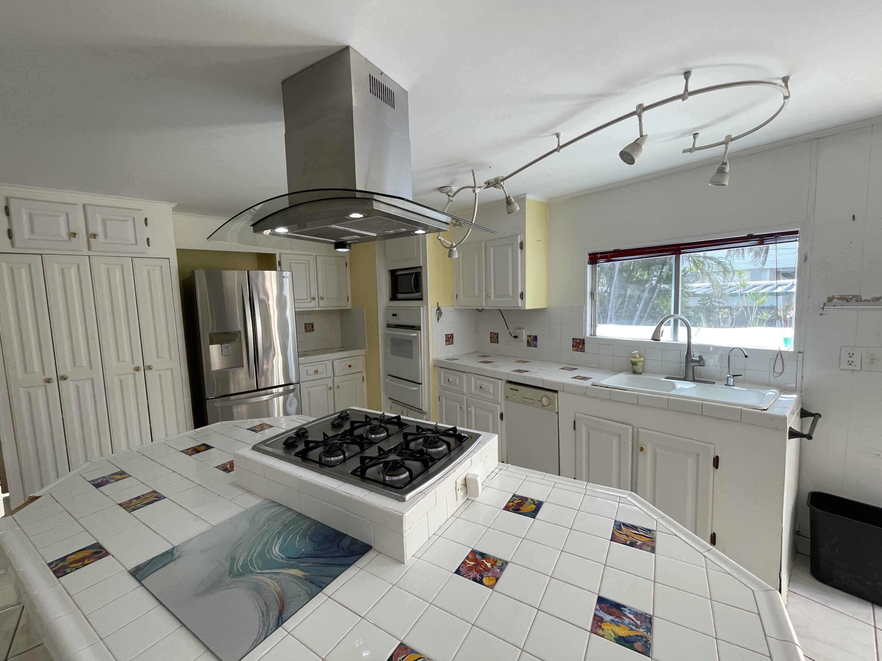 27858 Lobster Tail Trail Property Photo 9