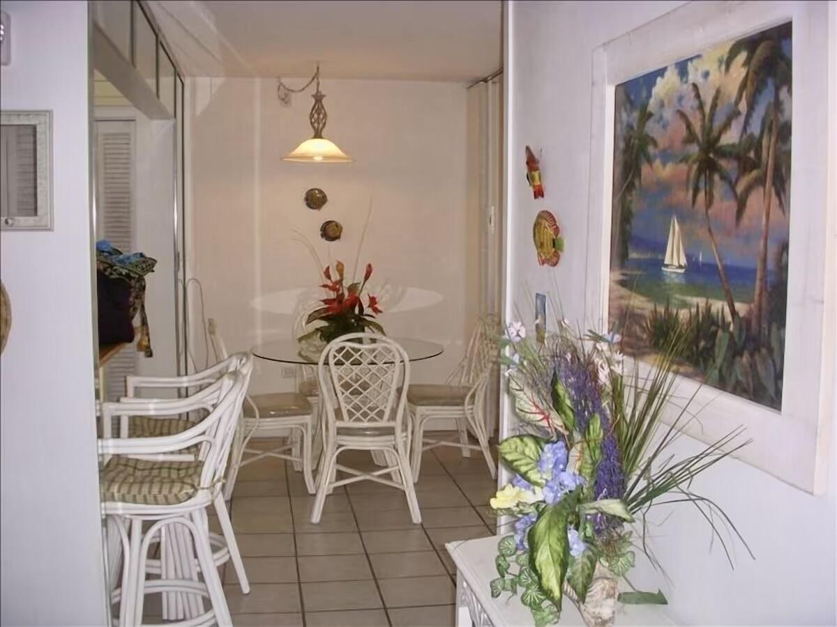 200 Wrenn Street, 601 Property Photo 7