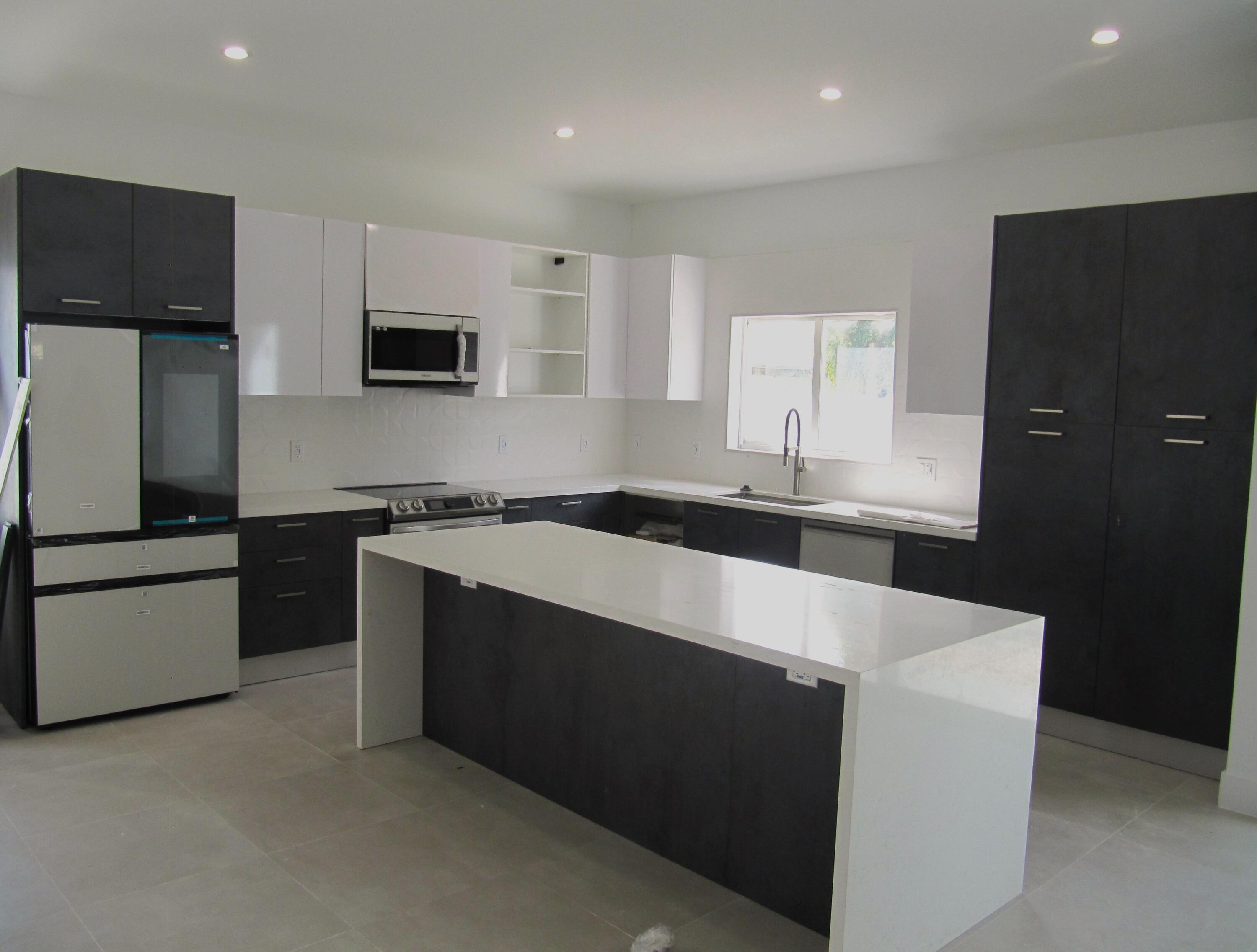 21 Tina Place Property Photo 5