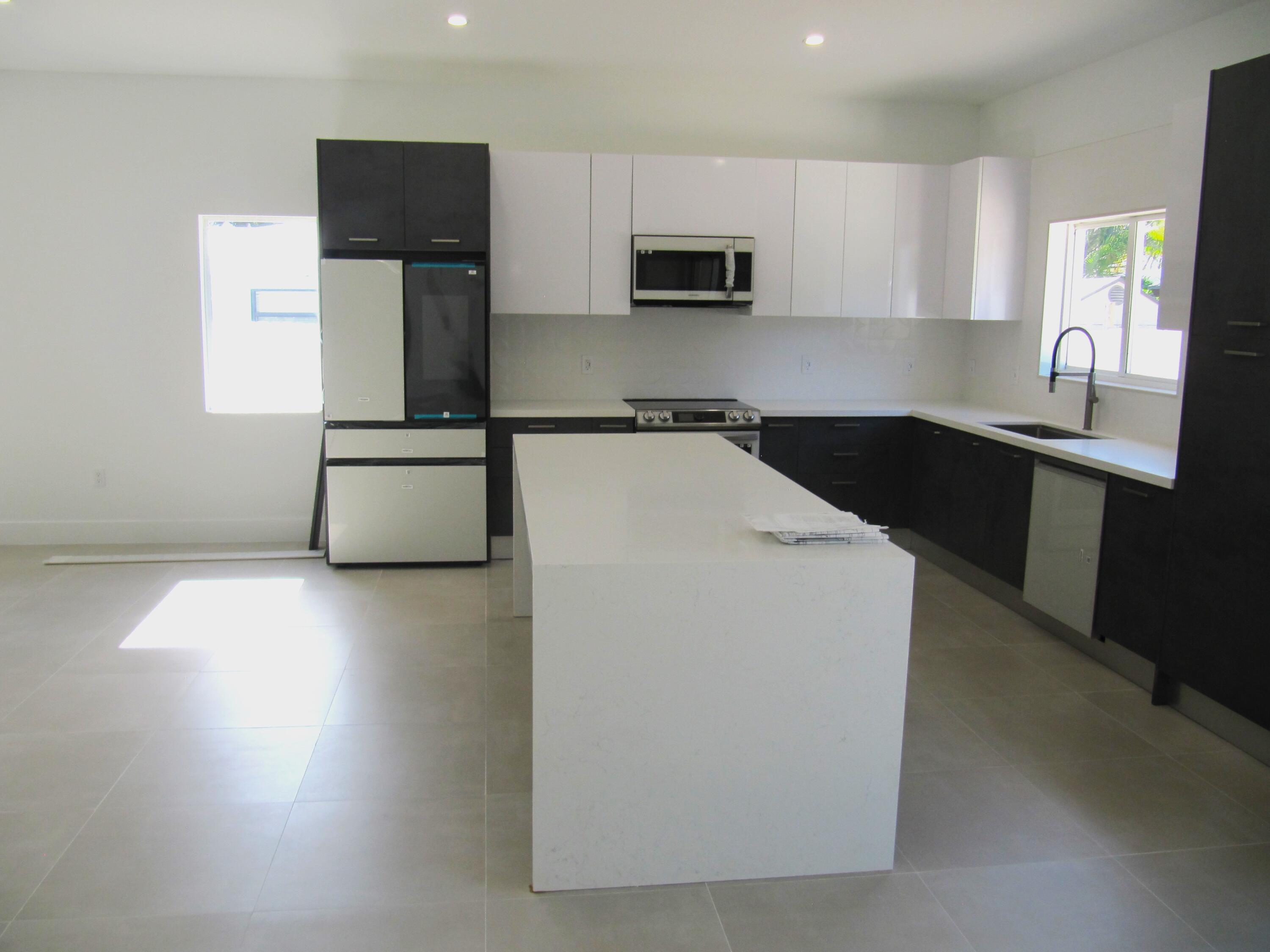 21 Tina Place Property Photo 6