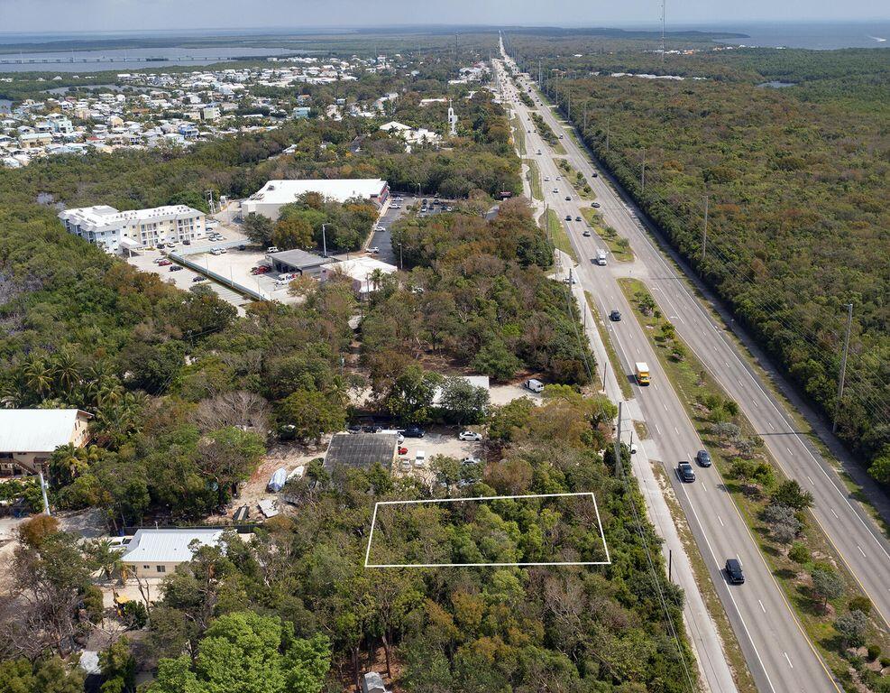 105184 Overseas Highway Property Photo 4