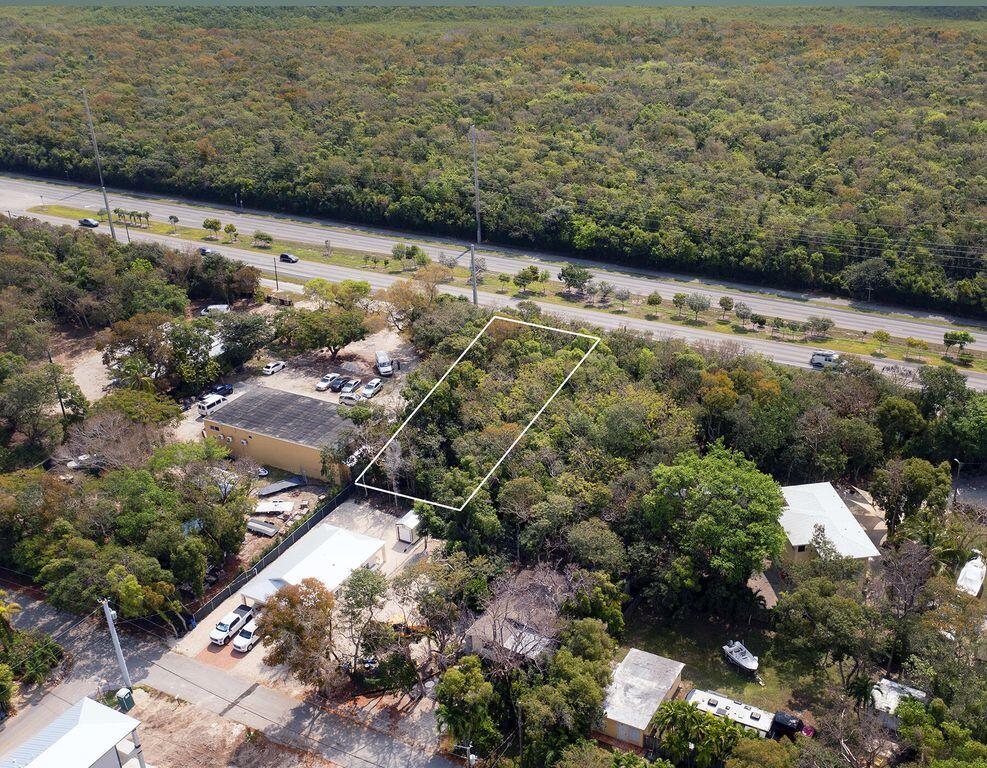 105184 Overseas Highway Property Photo 5