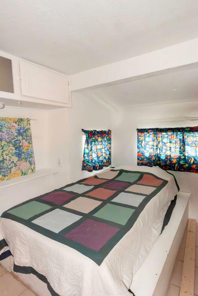 701 Spanish Main Drive, 457 Property Photo 11