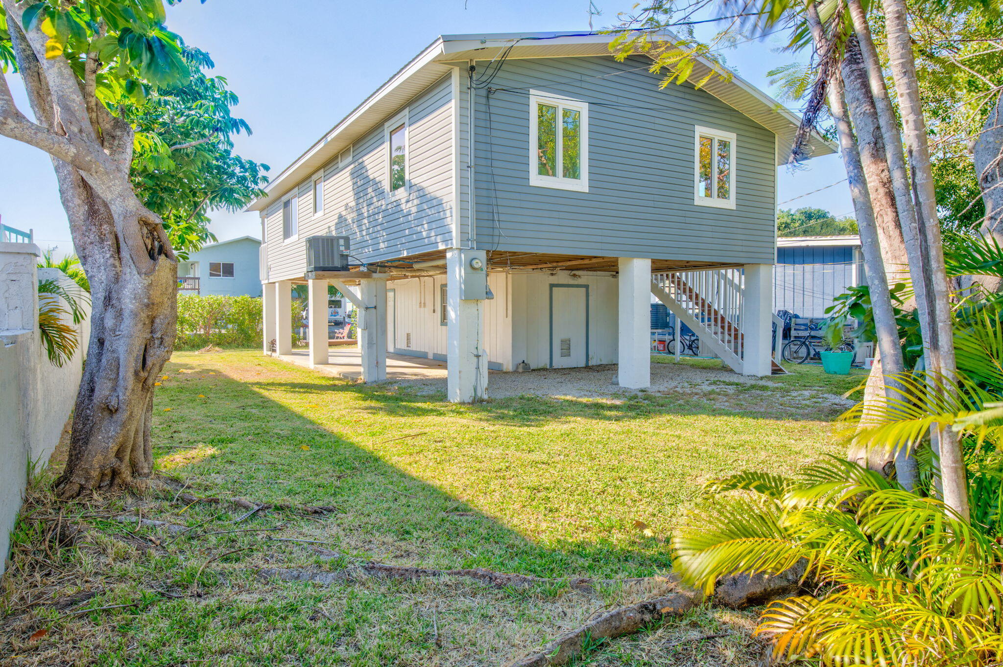 29048 Iris Drive Property Photo 4