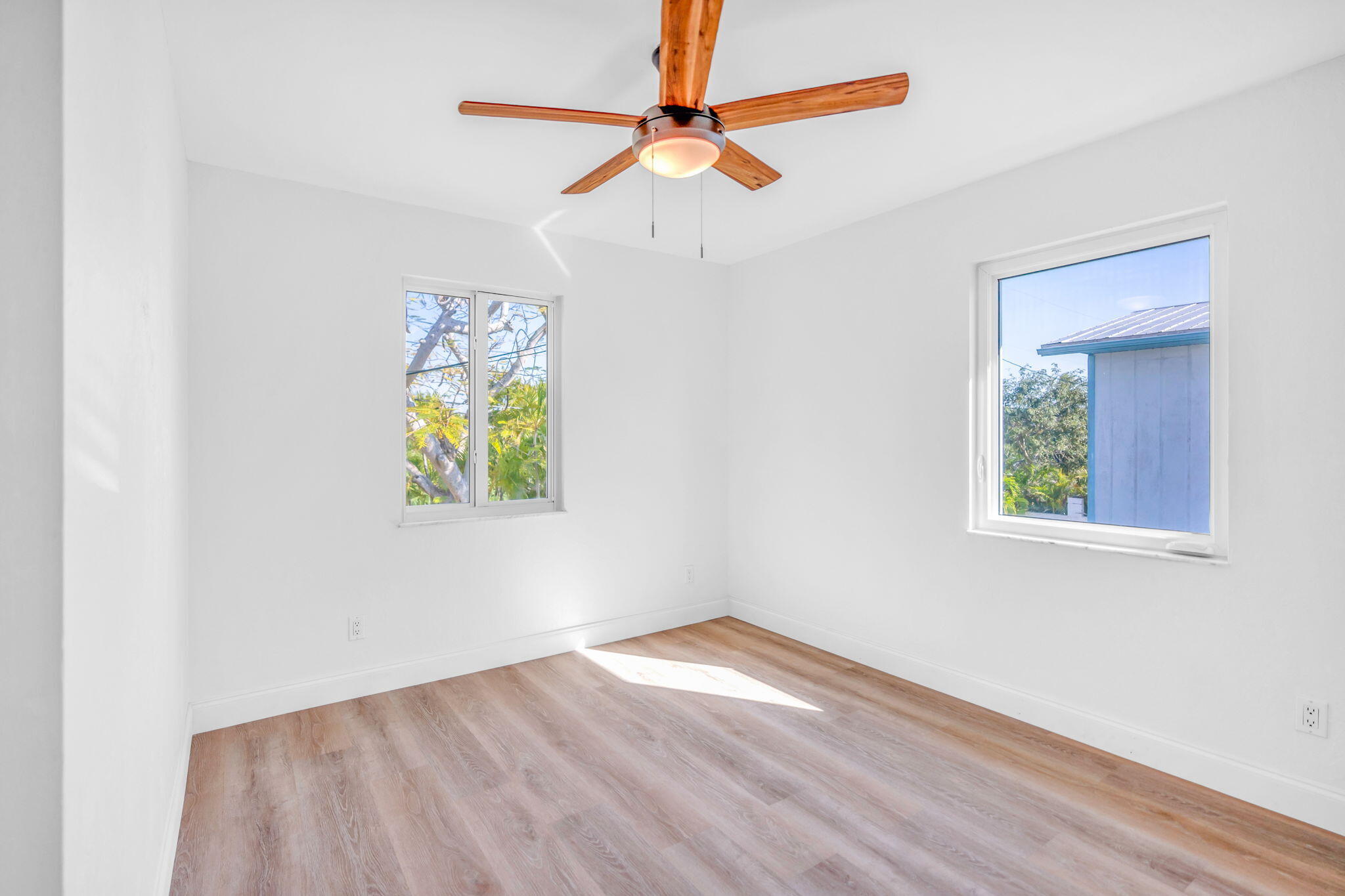 29048 Iris Drive Property Photo 20