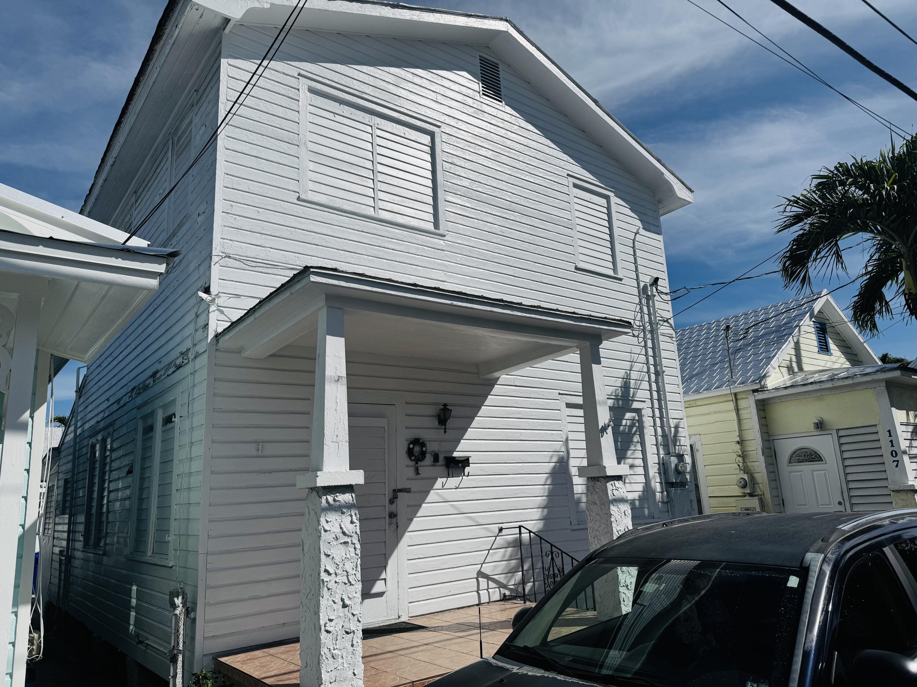 1105 Watson Street Property Photo 2